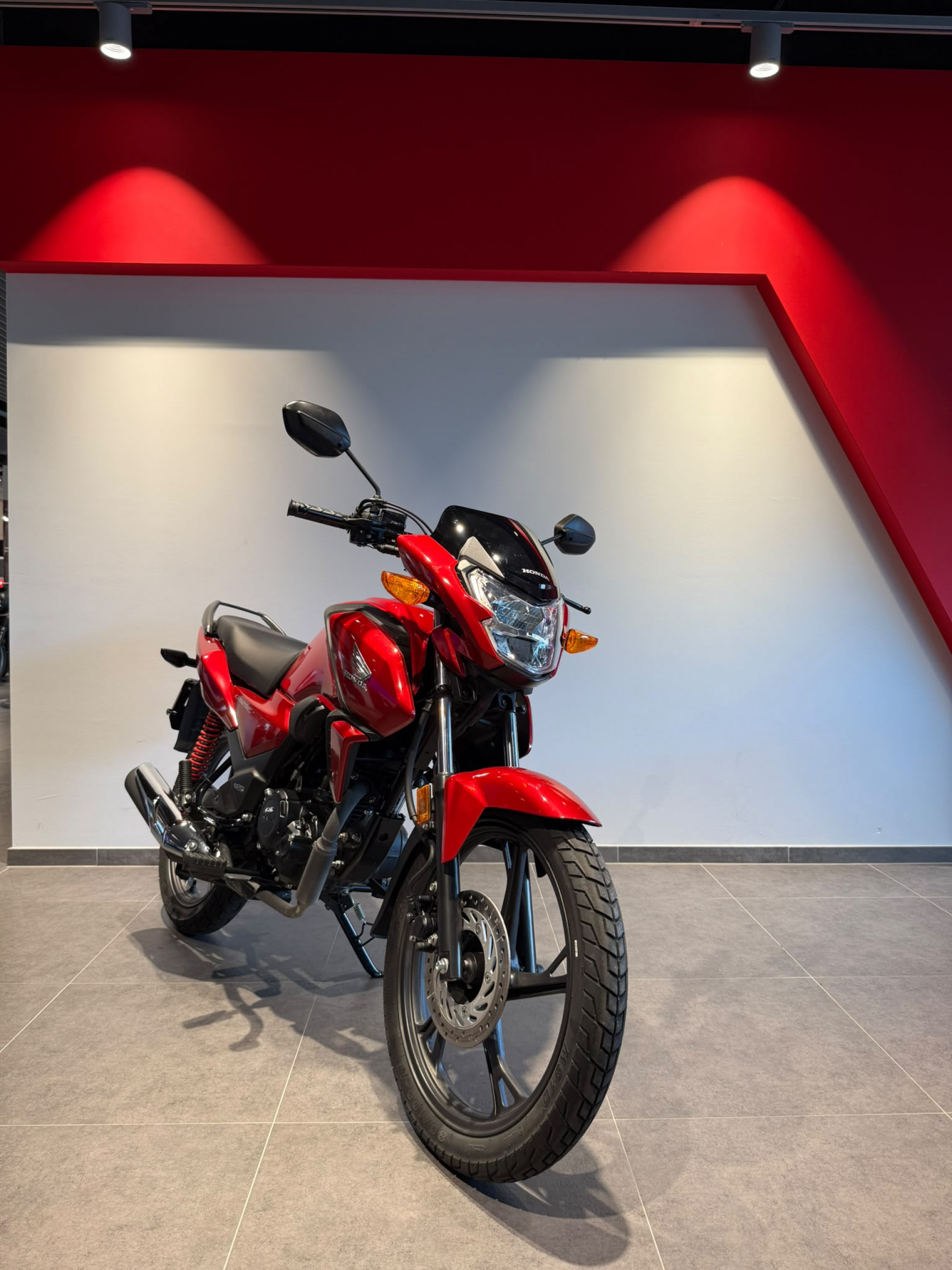 HONDA CB 125 F