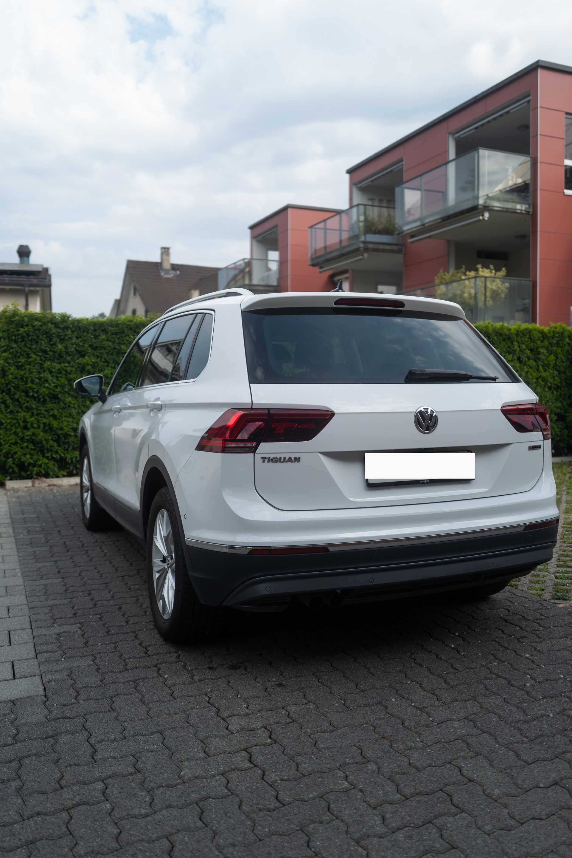 VW Tiguan 2.0 TDI SCR Highline 4x4 DSG-image-4