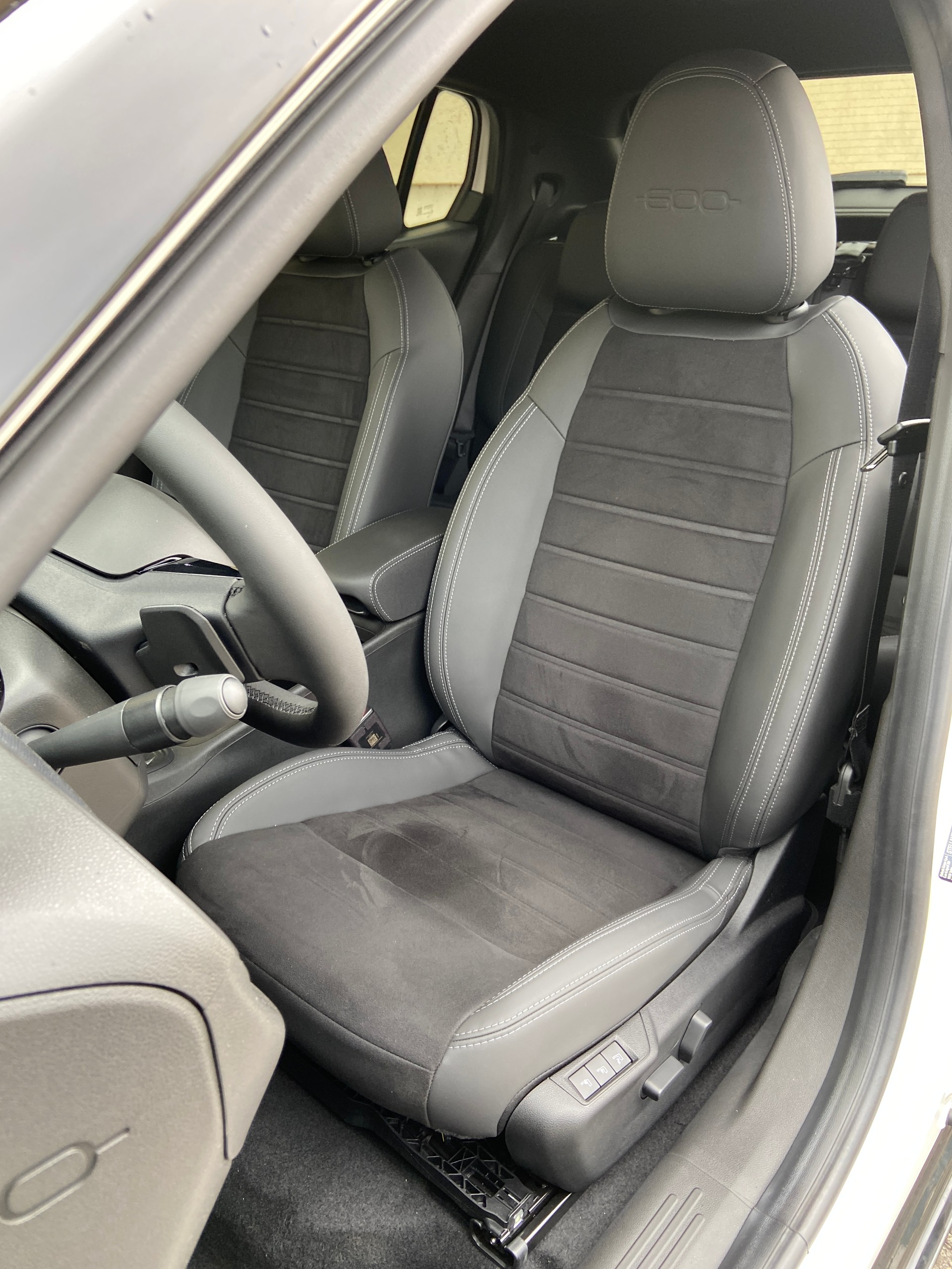 FIAT 600h Mild Hybrid Sport 145PS-image-4