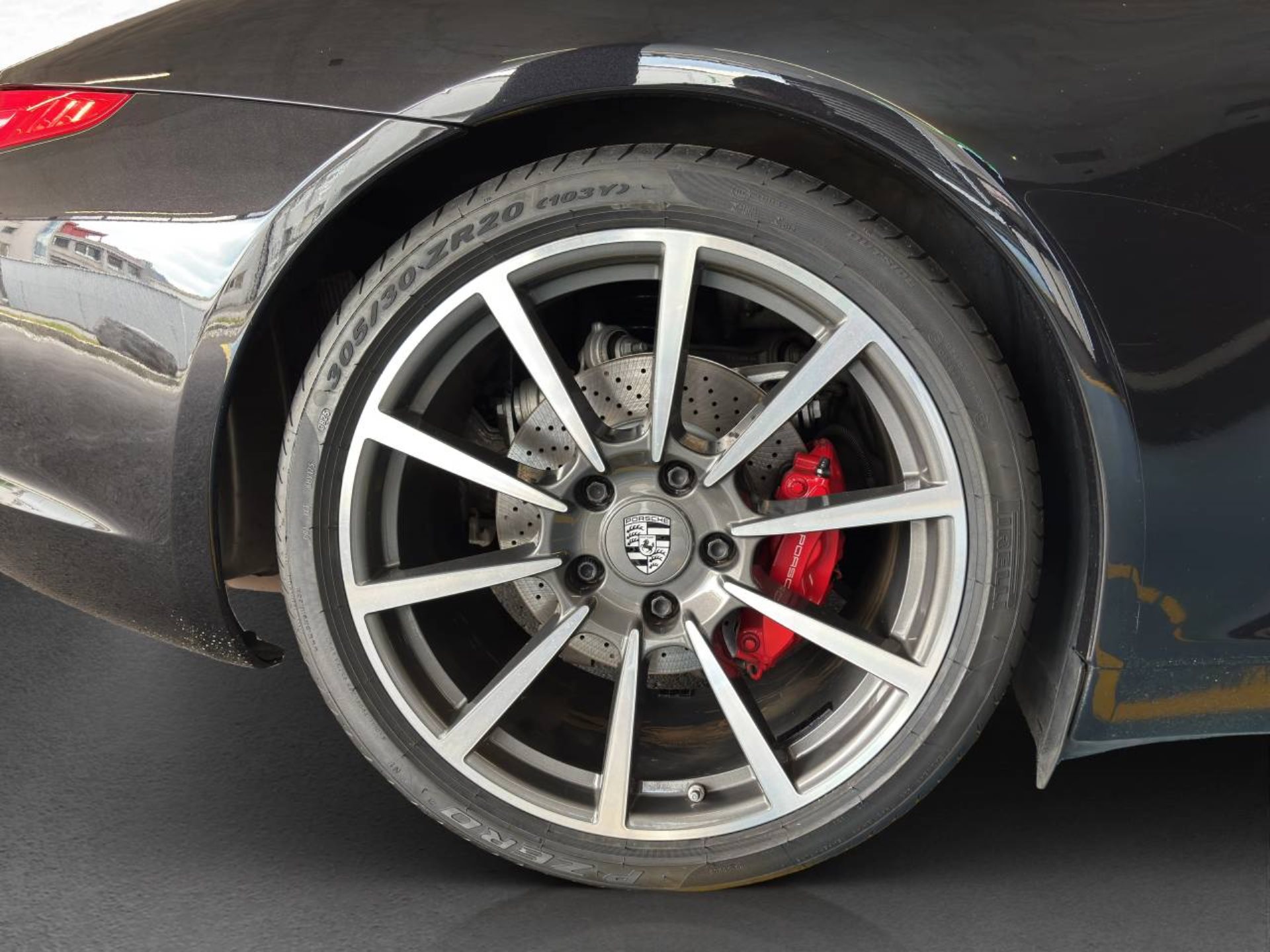 PORSCHE 911 Carrera S Cabriolet-image-9