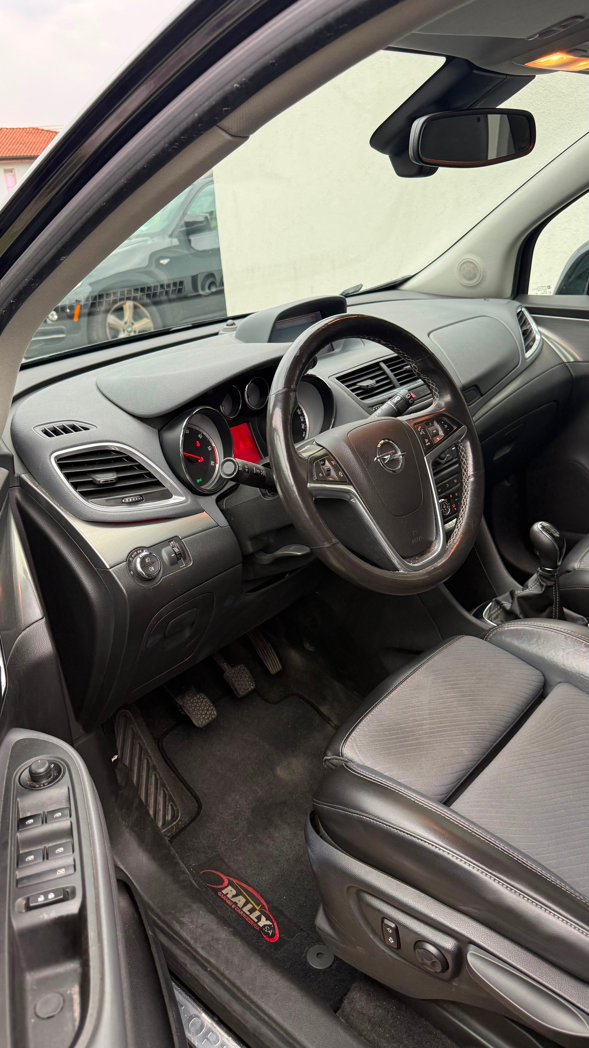 OPEL Mokka 1.7 CDTi Cosmo 2WD-image-7