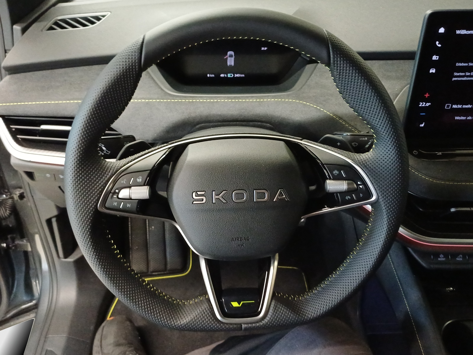 SKODA Elroq RS 4x4-image-9