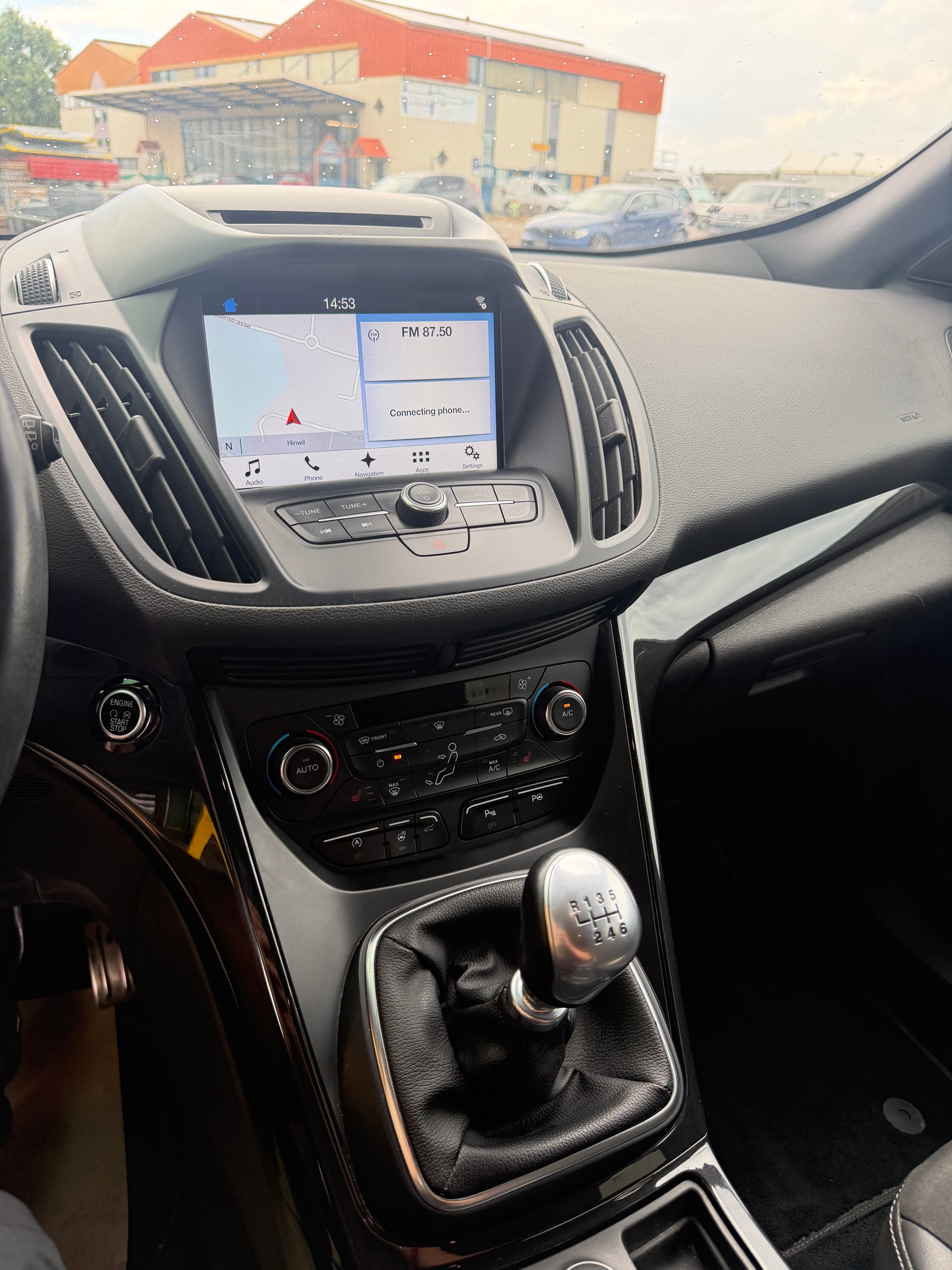 FORD Kuga 2.0 TDCi ST Line 4WD-image-12