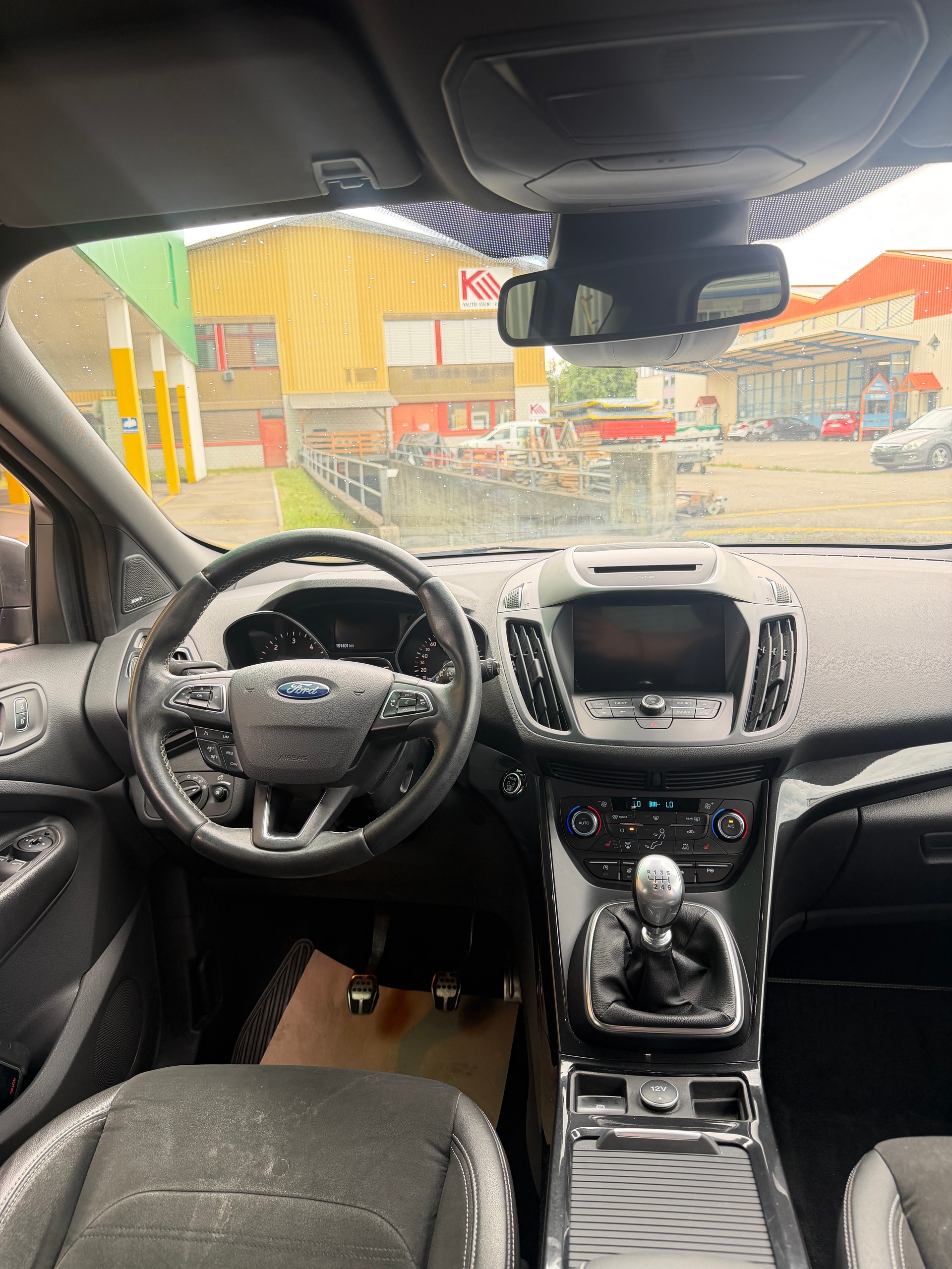 FORD Kuga 2.0 TDCi ST Line 4WD-image-9