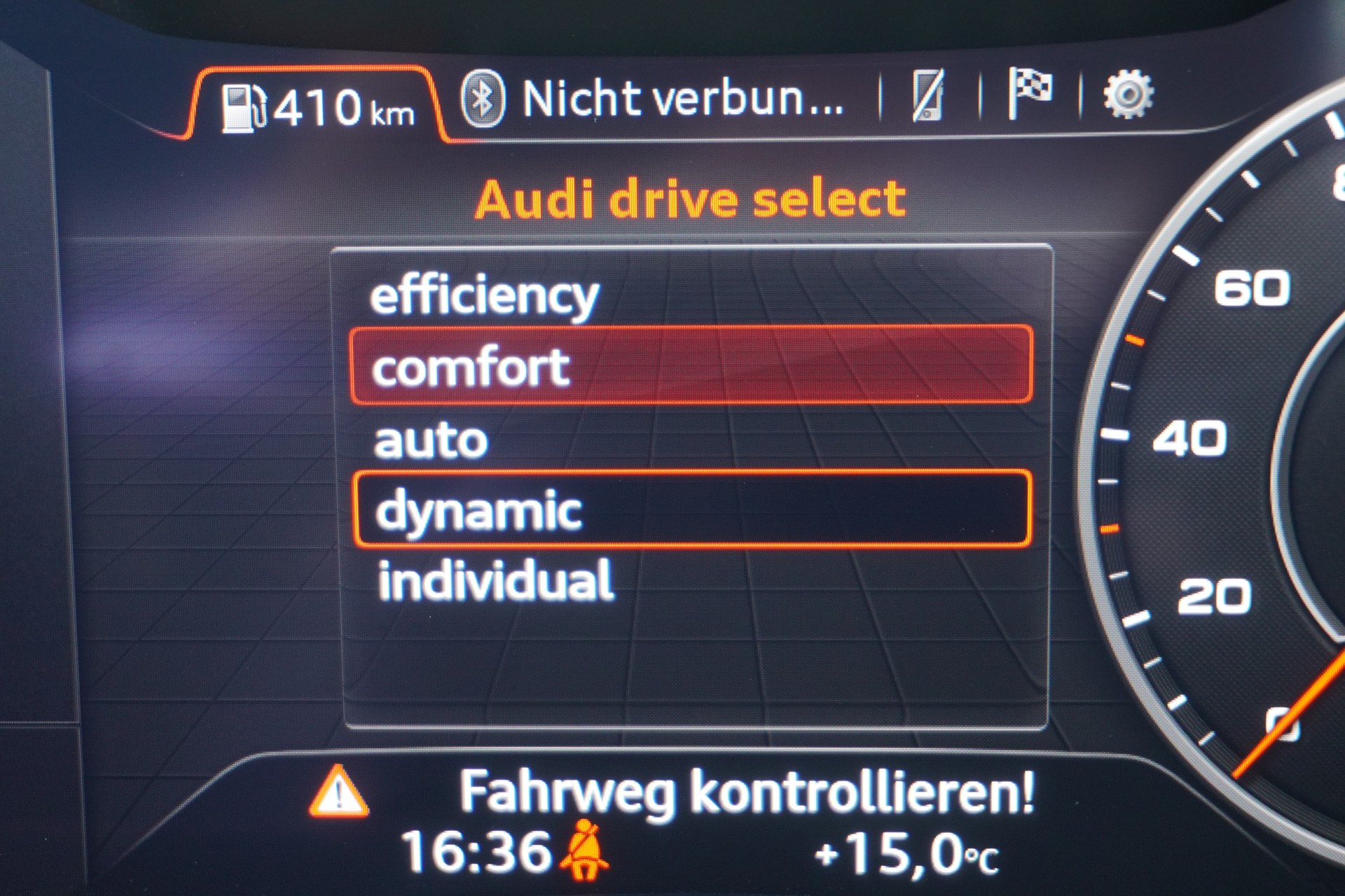 AUDI TT Coupé 45 TFSI quattro S-tronic S-LINE!!!-image-23