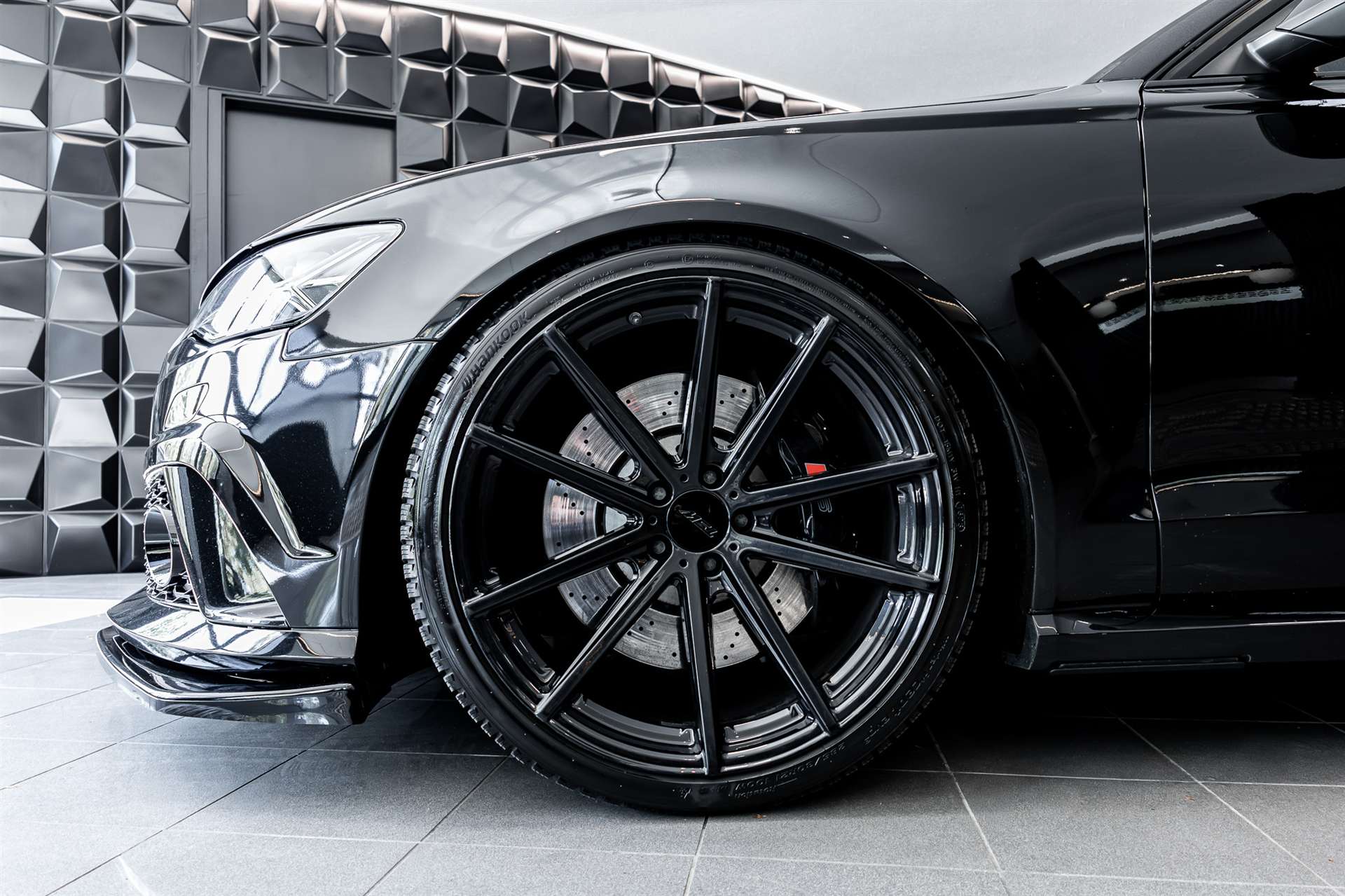 AUDI RS6 Avant 4.0 TFSI V8 quattro Tiptronic-image-21