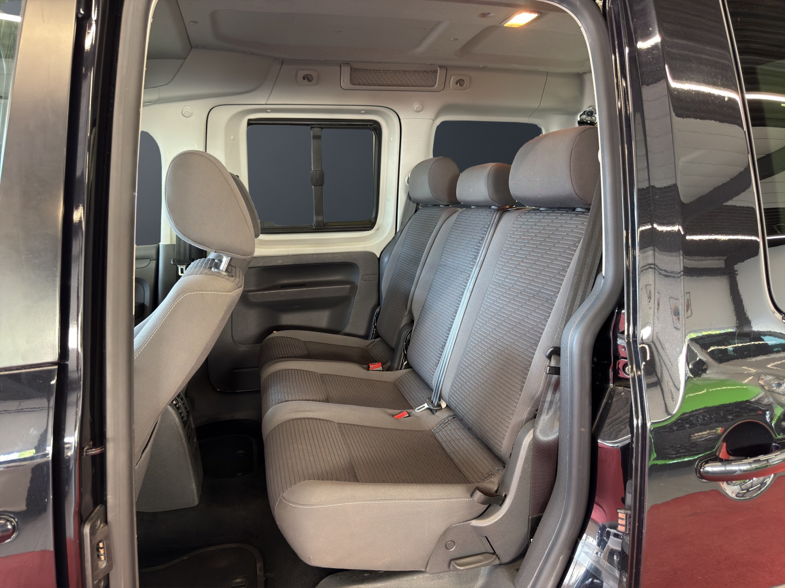 VW Caddy 1.2 TSI Comfortline-image-13