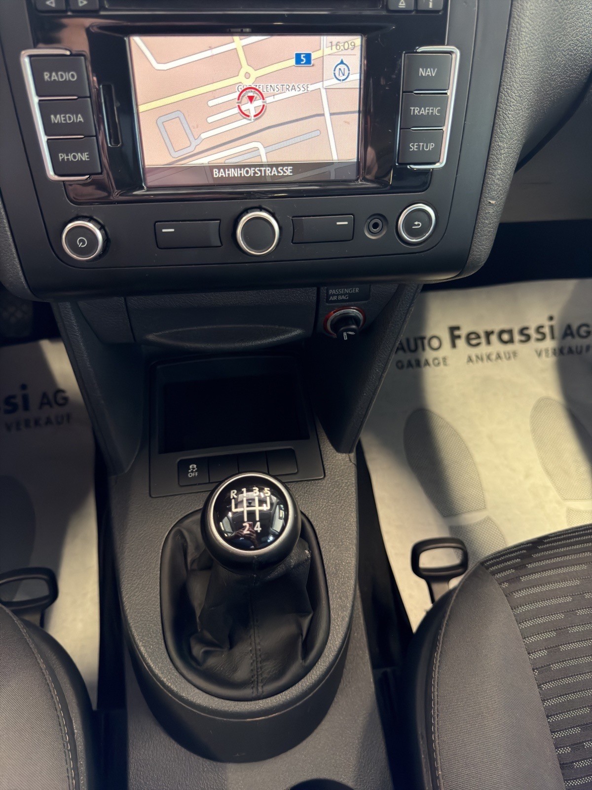 VW Caddy 1.2 TSI Comfortline-image-24