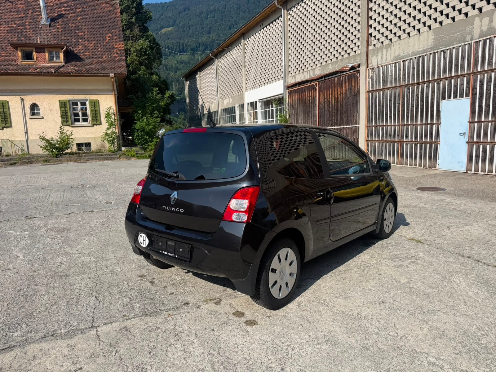 RENAULT Twingo 1.2 16V Dynamique-showroom-element-3