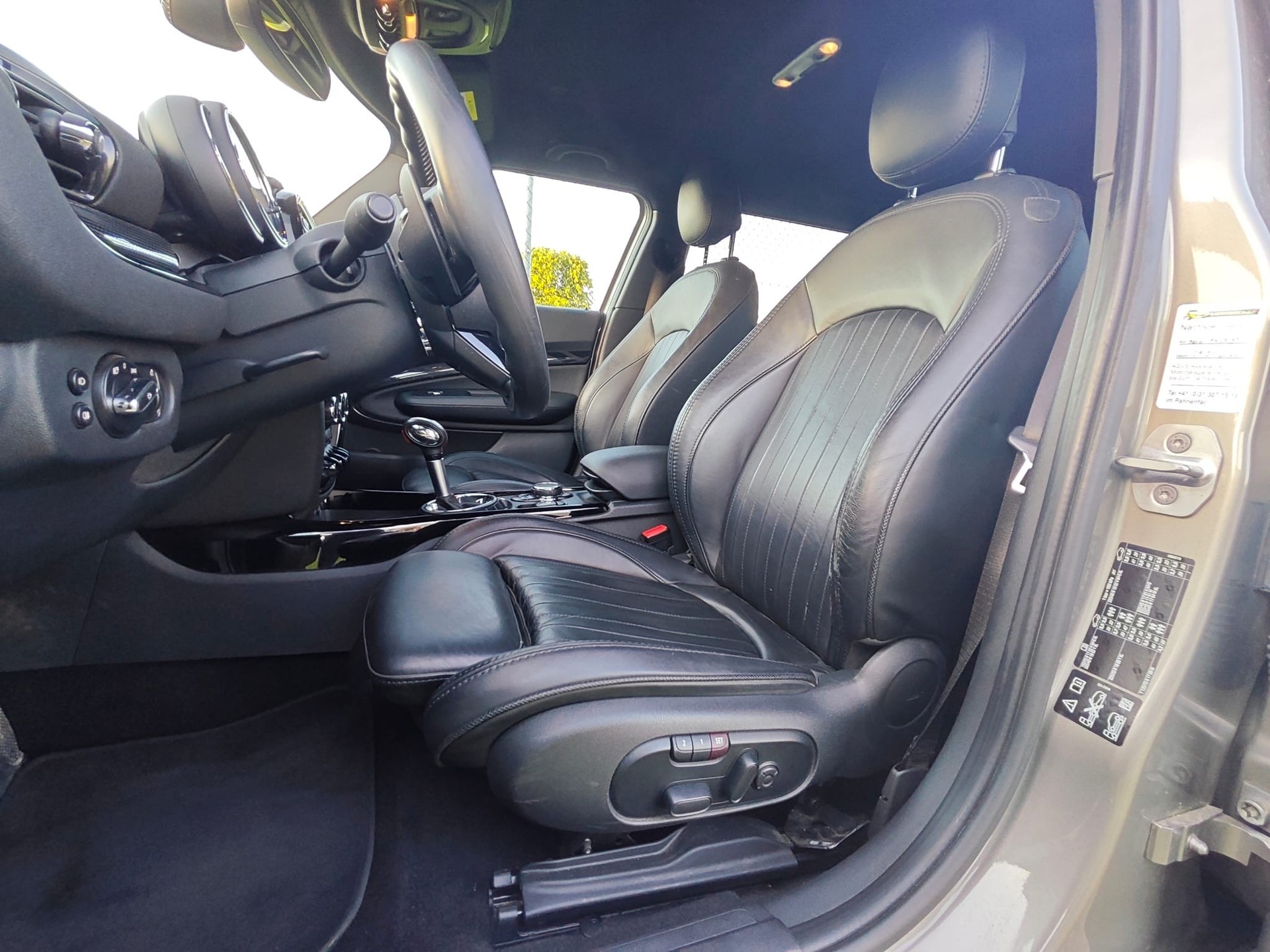 MINI Clubman Cooper S ALL4 Steptronic-image-18