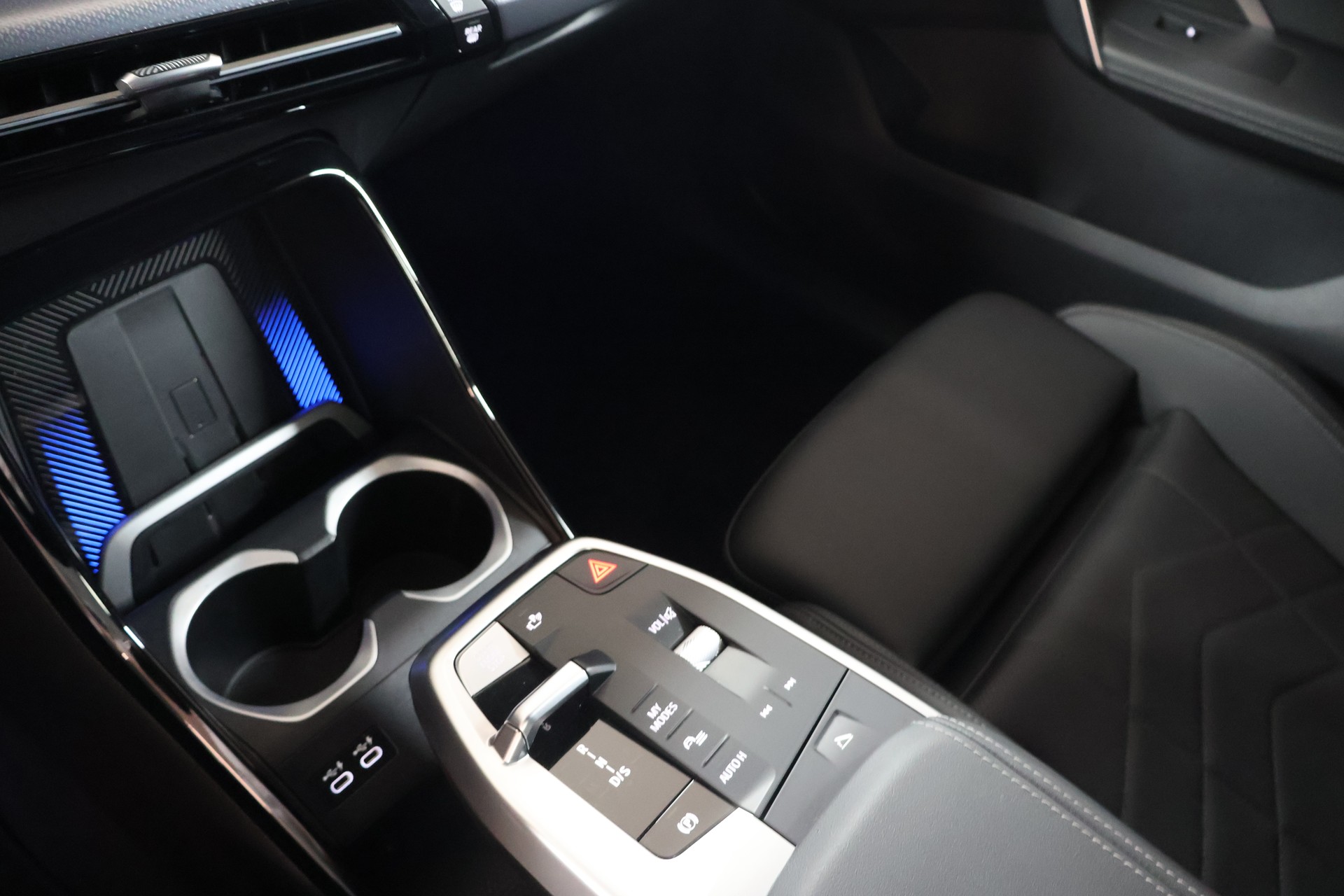 BMW X2 sDrive 18d 48V M Sport-image-9