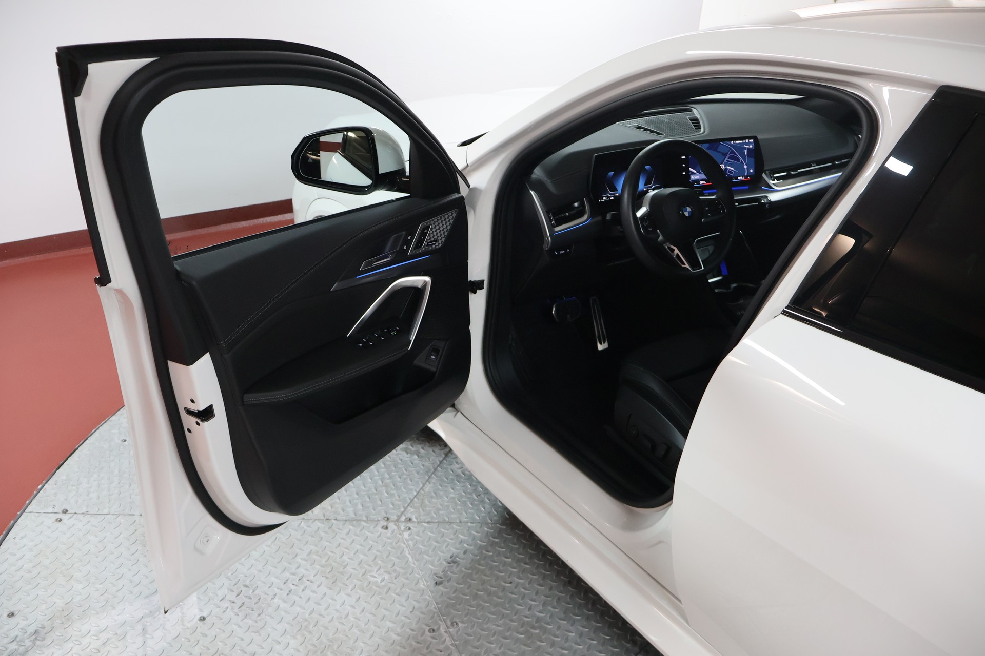 BMW X2 sDrive 18d 48V M Sport-image-4