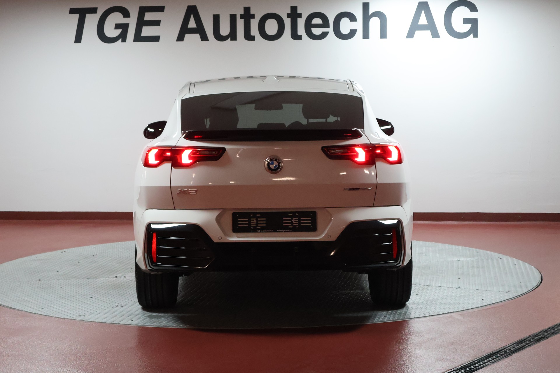 BMW X2 sDrive 18d 48V M Sport-image-20