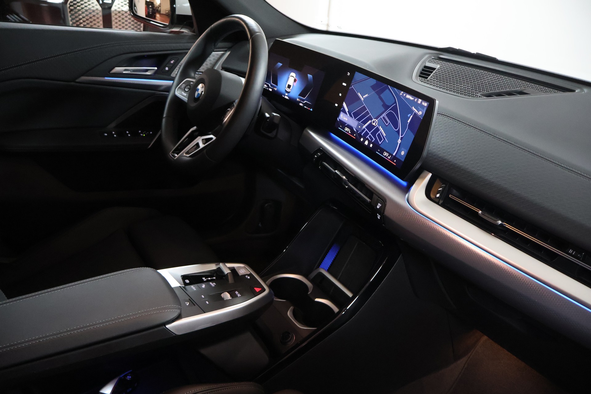 BMW X2 sDrive 18d 48V M Sport-image-17