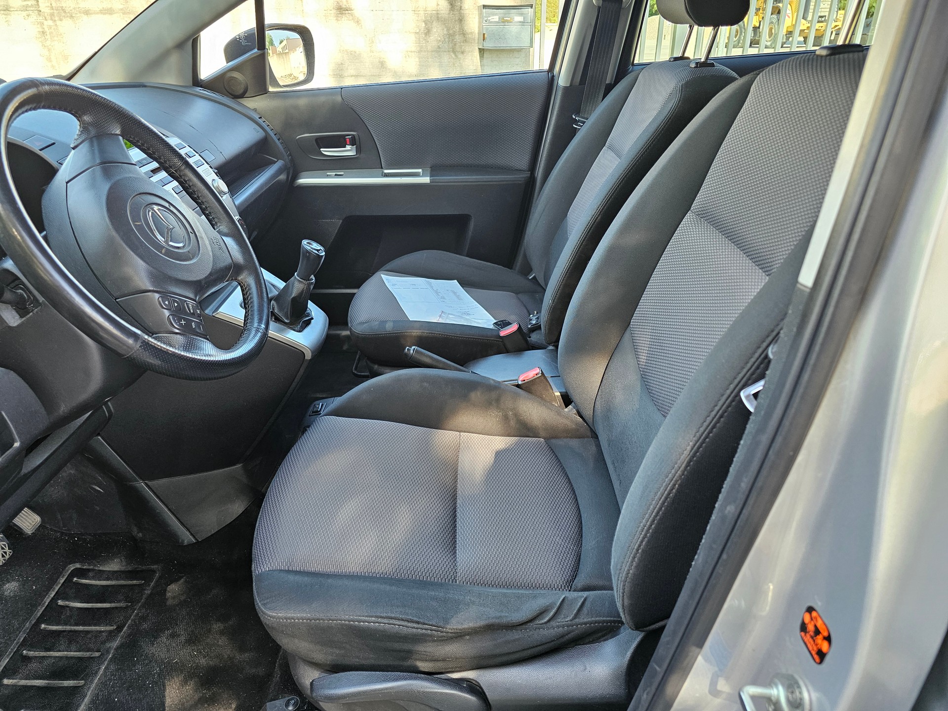 MAZDA 5 2.0 16V Sport-image-10