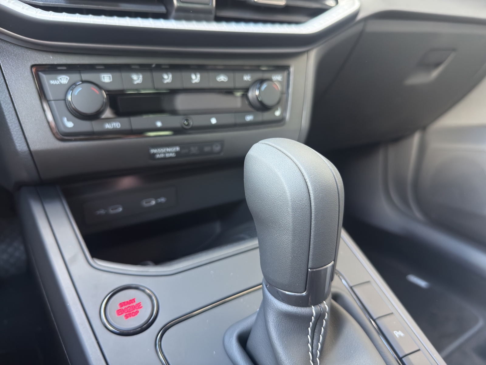 SEAT Ibiza 1.0 EcoTSI FR DSG-image-15