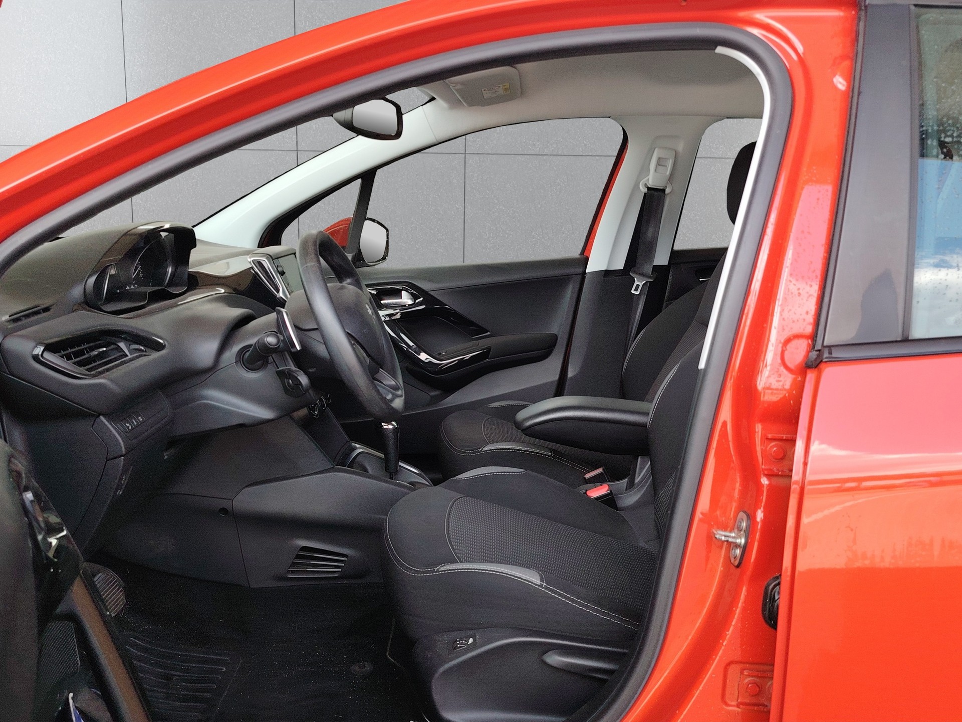 PEUGEOT 208 1.2 e-VTI Active EGS5-image-8