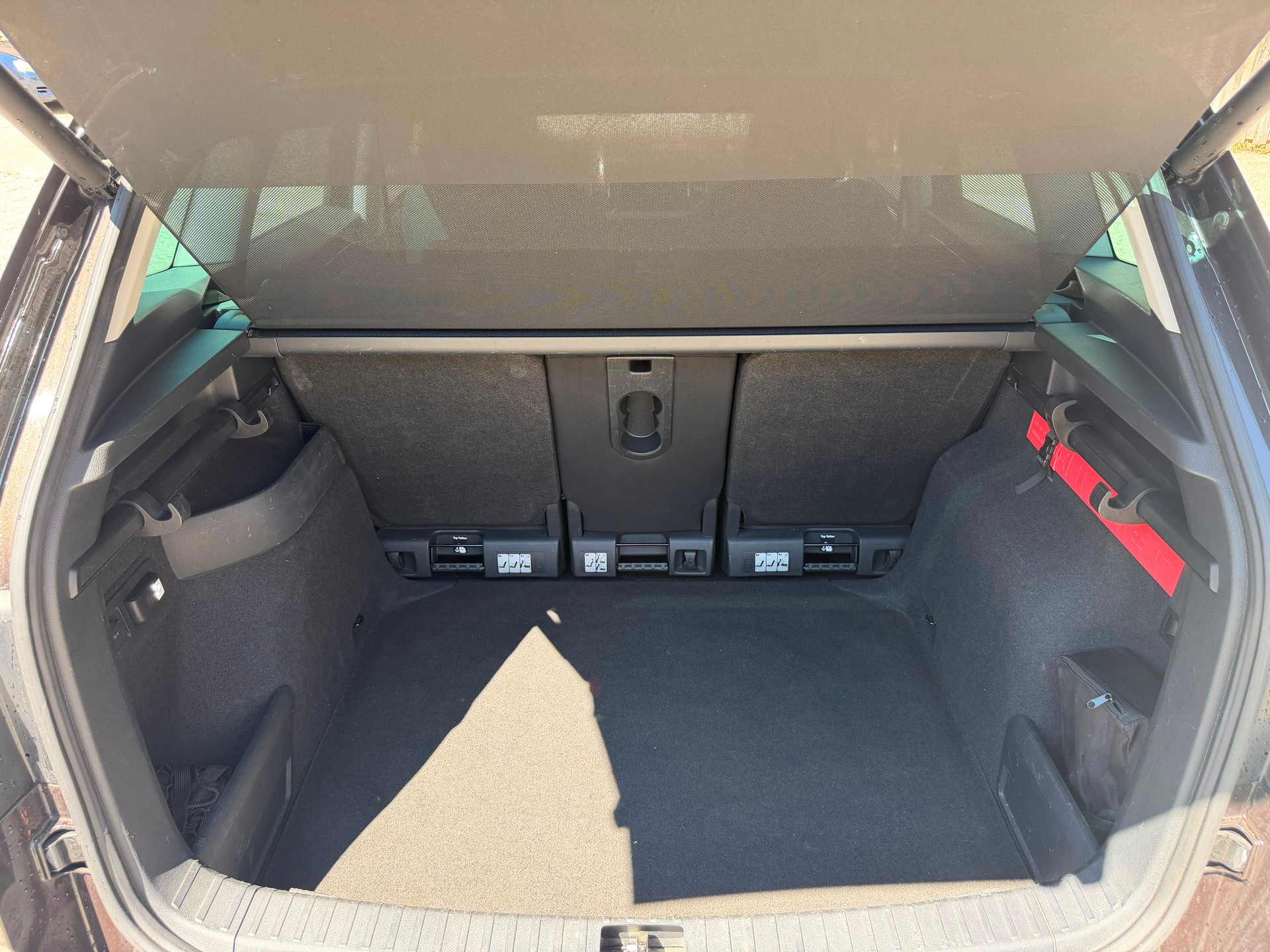 SKODA Karoq 2.0 TDI CR Style 4x4 DSG-image-14