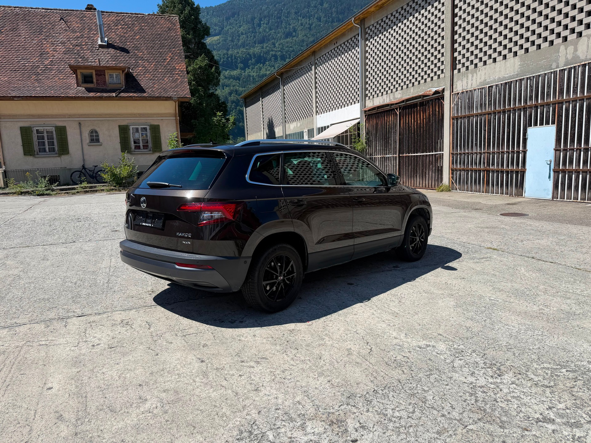 SKODA Karoq 2.0 TDI CR Style 4x4 DSG-image-3