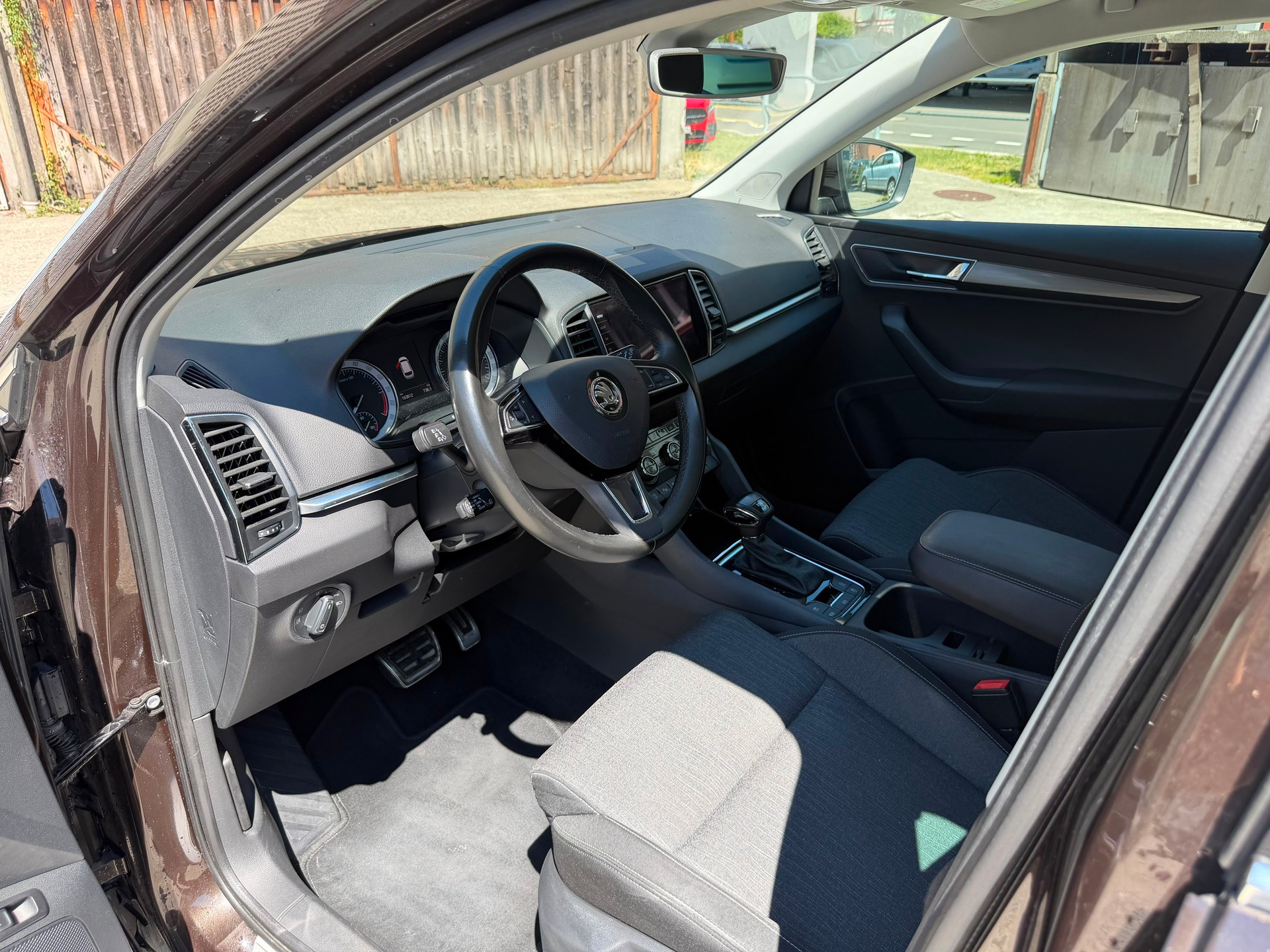 SKODA Karoq 2.0 TDI CR Style 4x4 DSG-image-7