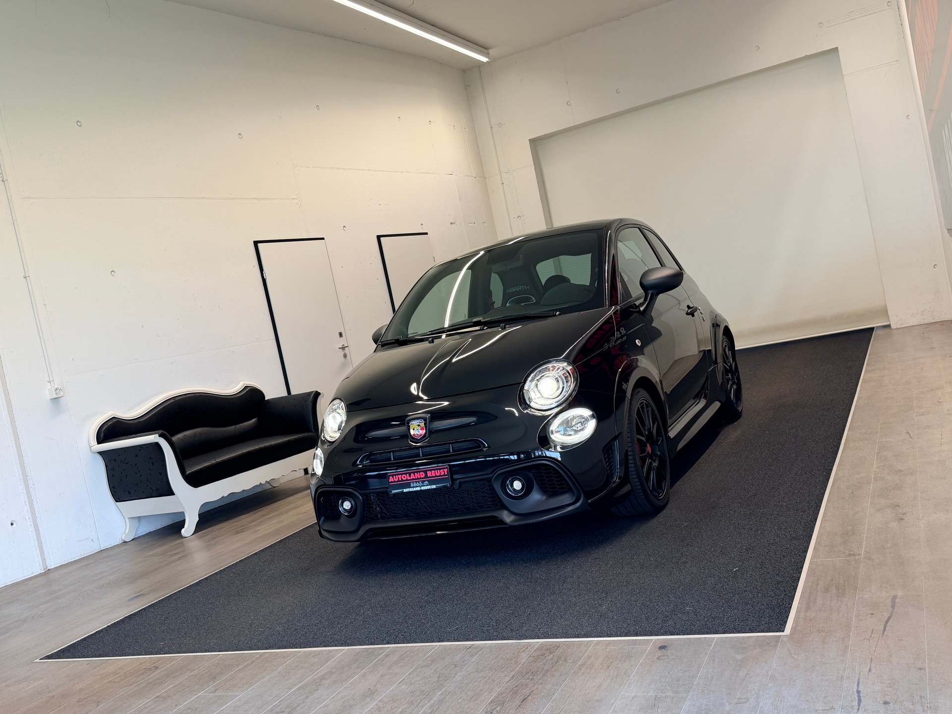 FIAT 595 1.4 16V Turbo Abarth Competizione Dualogic-image-2