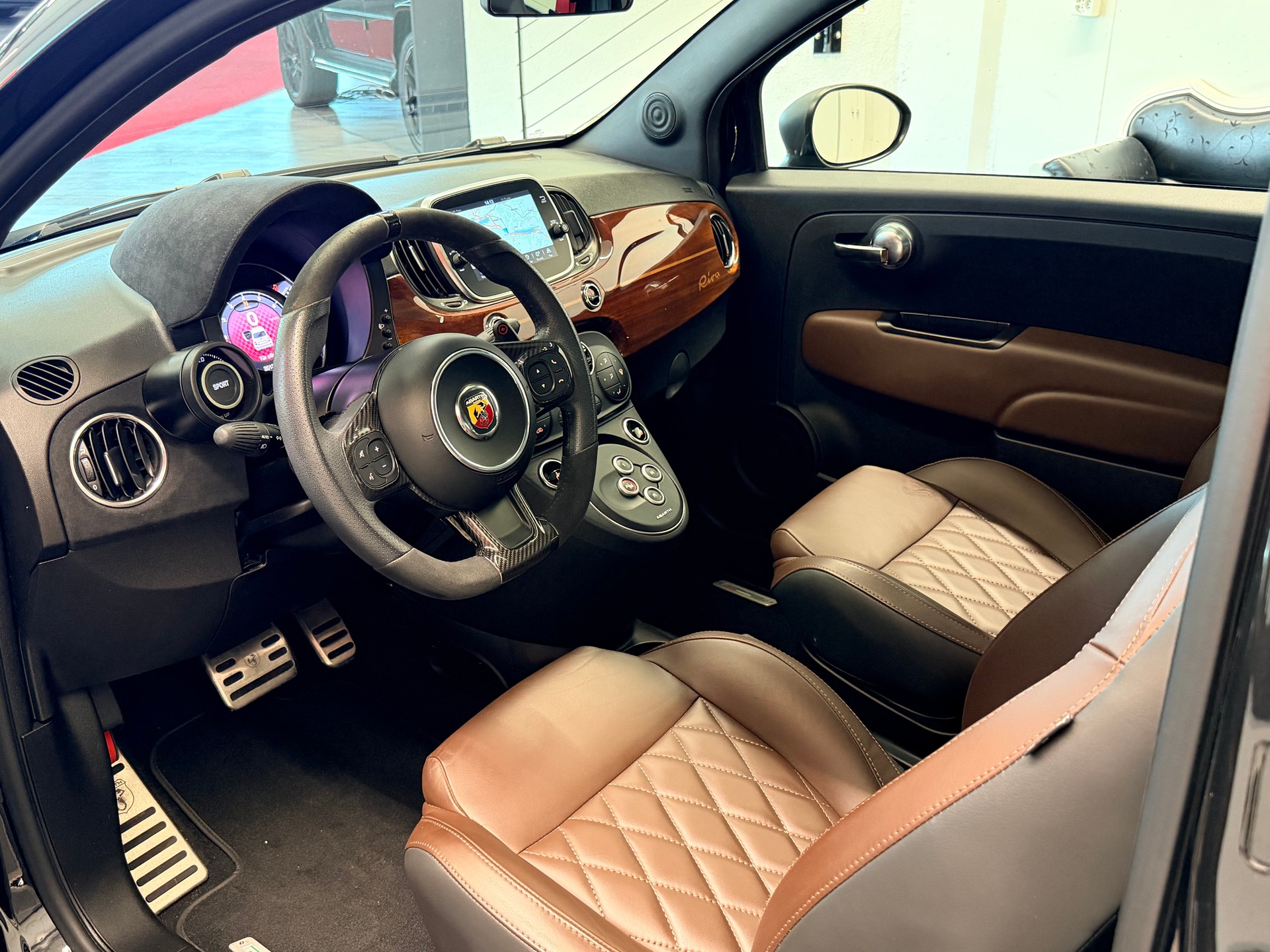 FIAT 595 1.4 16V Turbo Abarth Competizione Dualogic-image-11