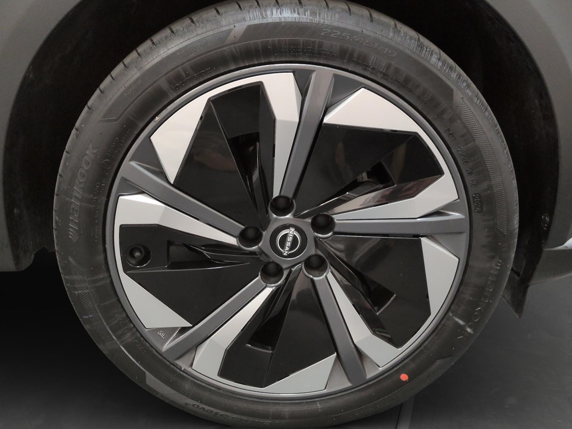 NISSAN Juke 1.6 FHEV Tekna-image-17