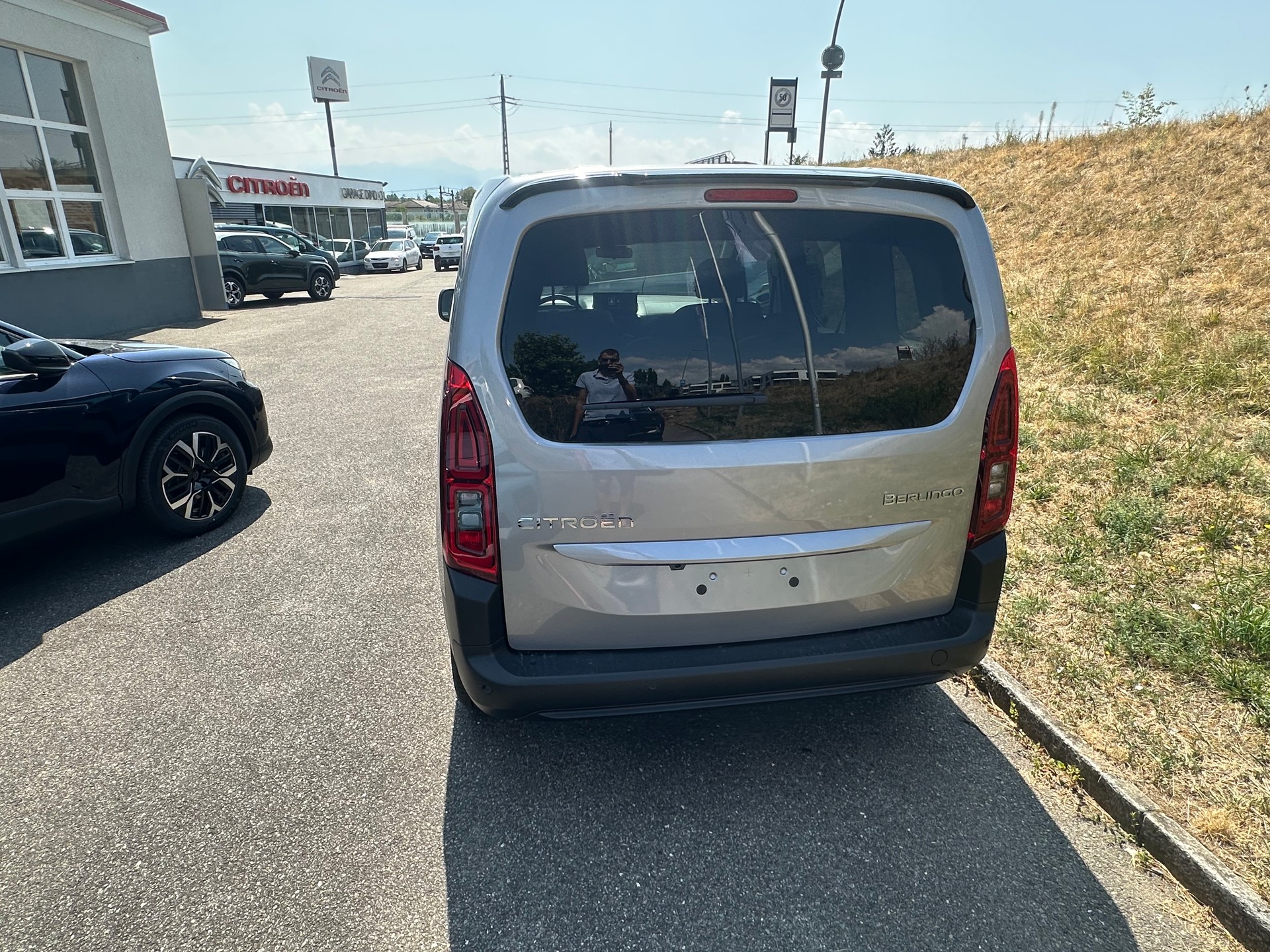 CITROEN Berlingo 1.5 BlueHDi 130 M Berlingo 30 EAT8-image-2