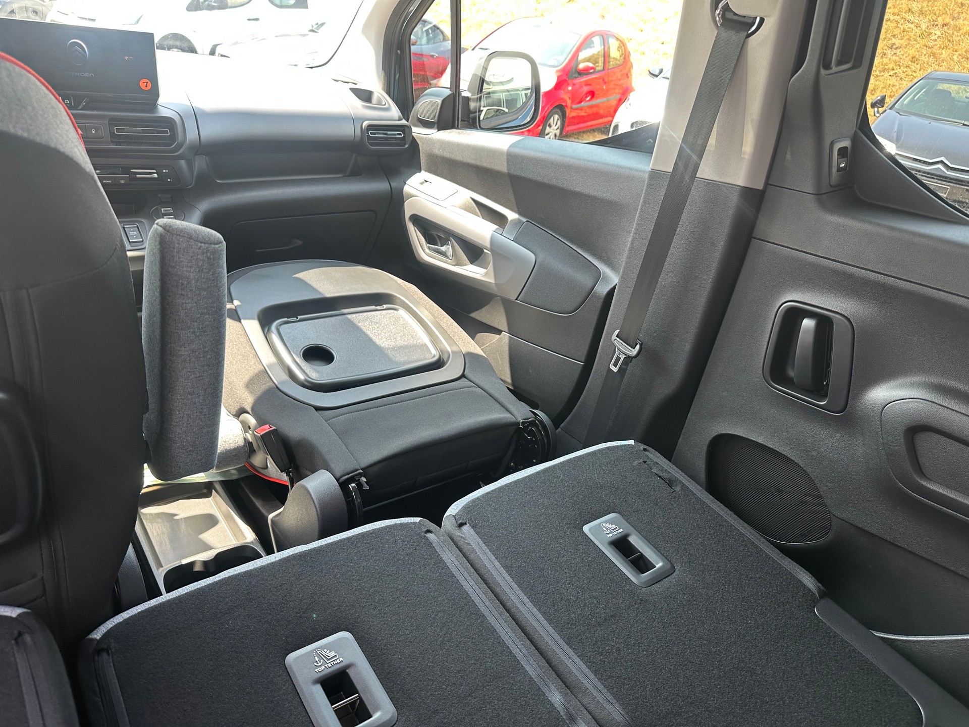 CITROEN Berlingo 1.5 BlueHDi 130 M Berlingo 30 EAT8-image-9
