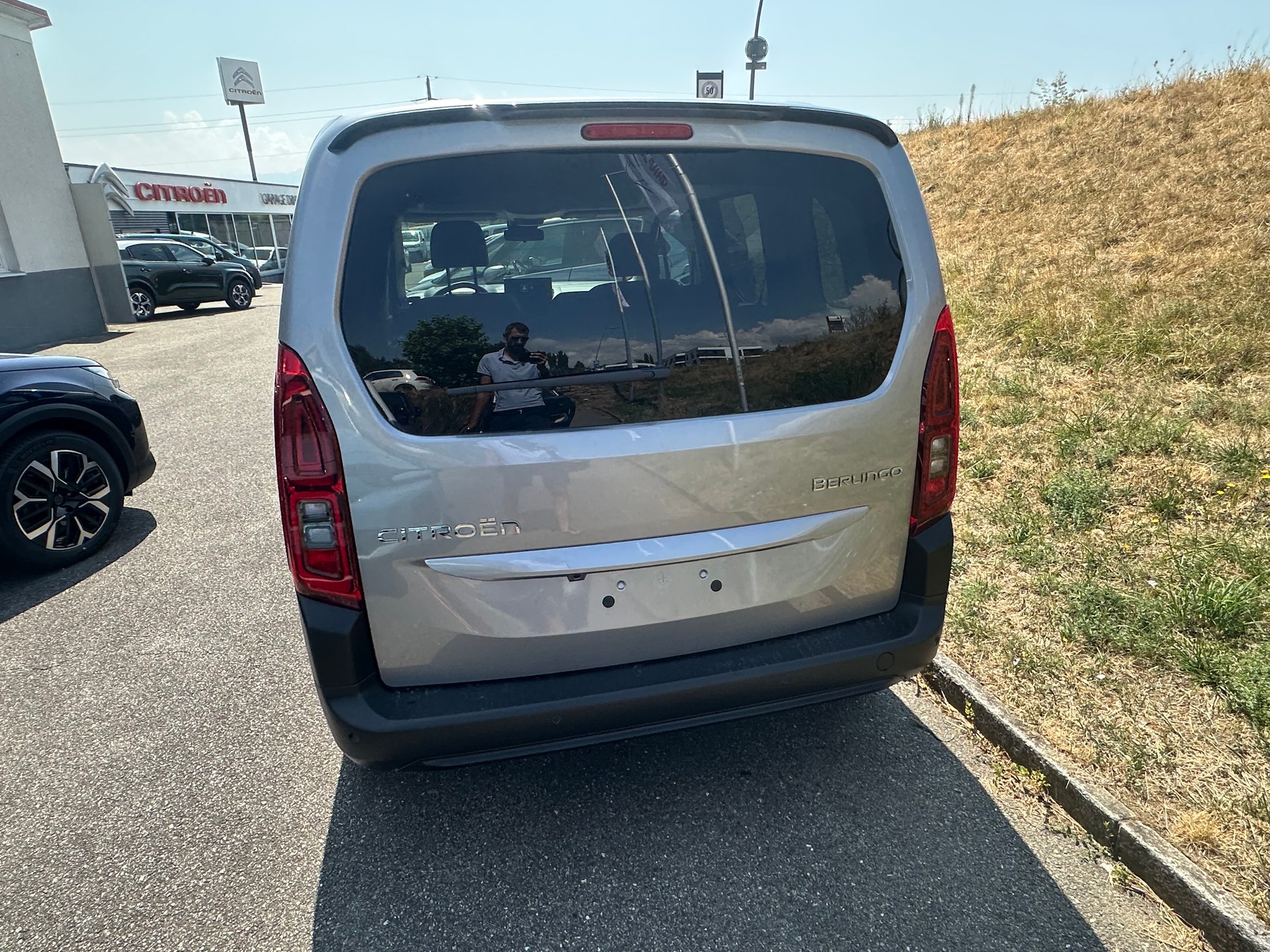 CITROEN Berlingo 1.5 BlueHDi 130 M Berlingo 30 EAT8-image-3