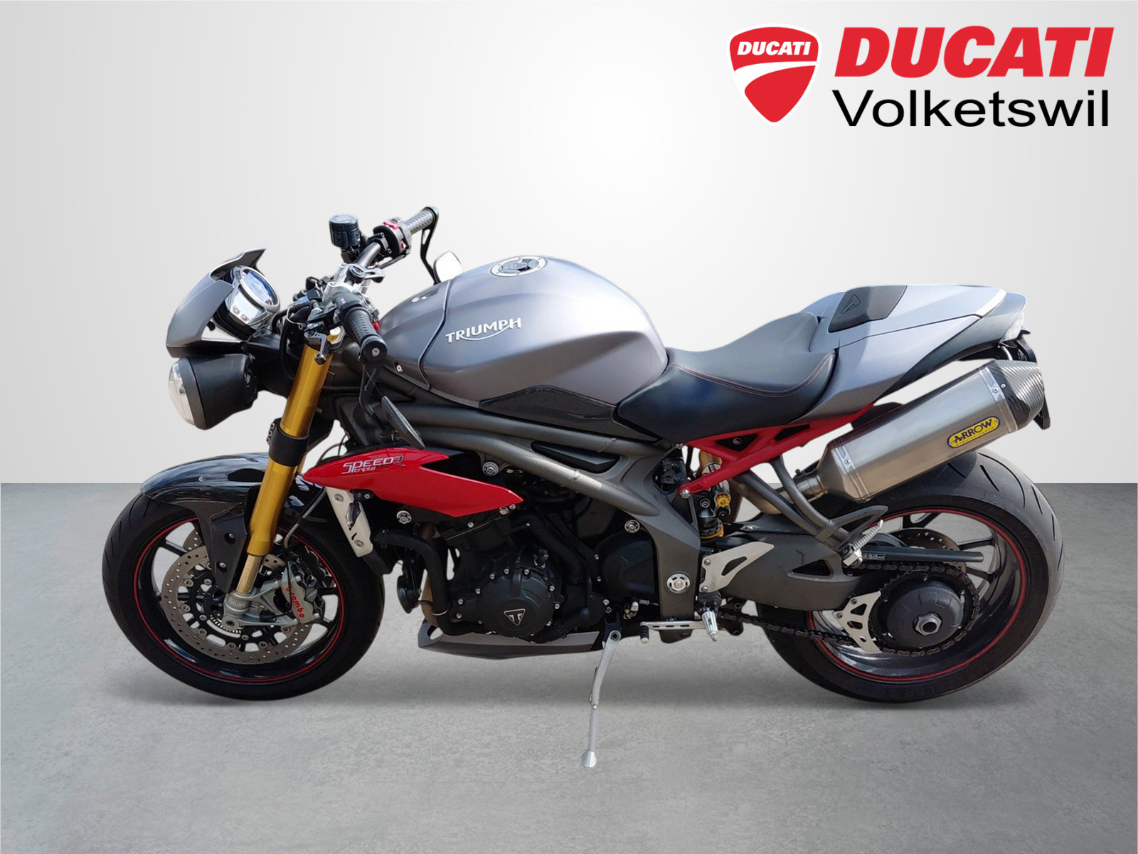 TRIUMPH Speed Triple R 1050 ABS-showroom-element-2