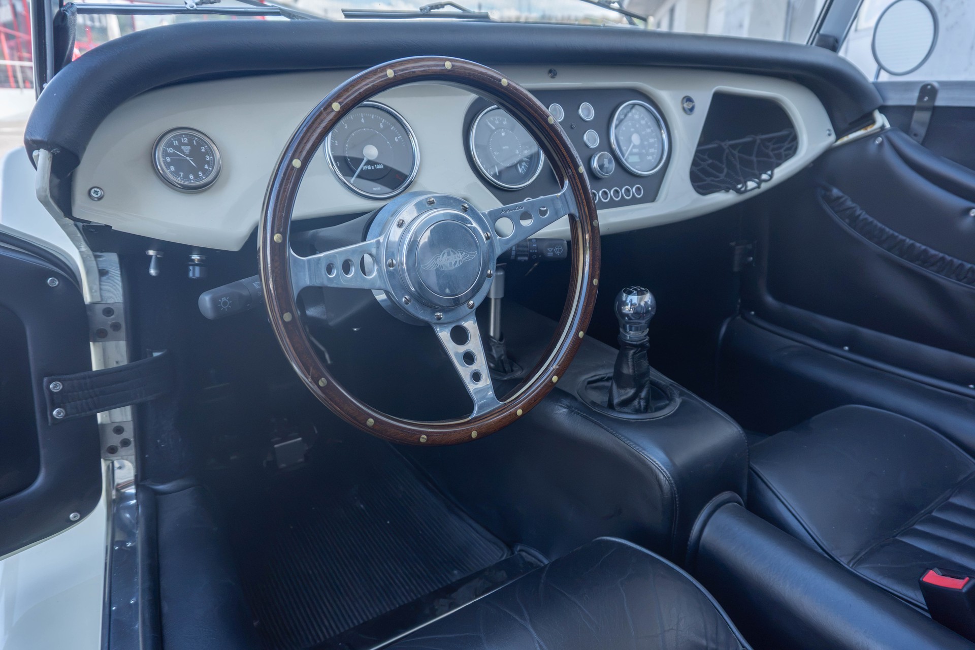 MORGAN 4/4 1.6 Sport-image-8