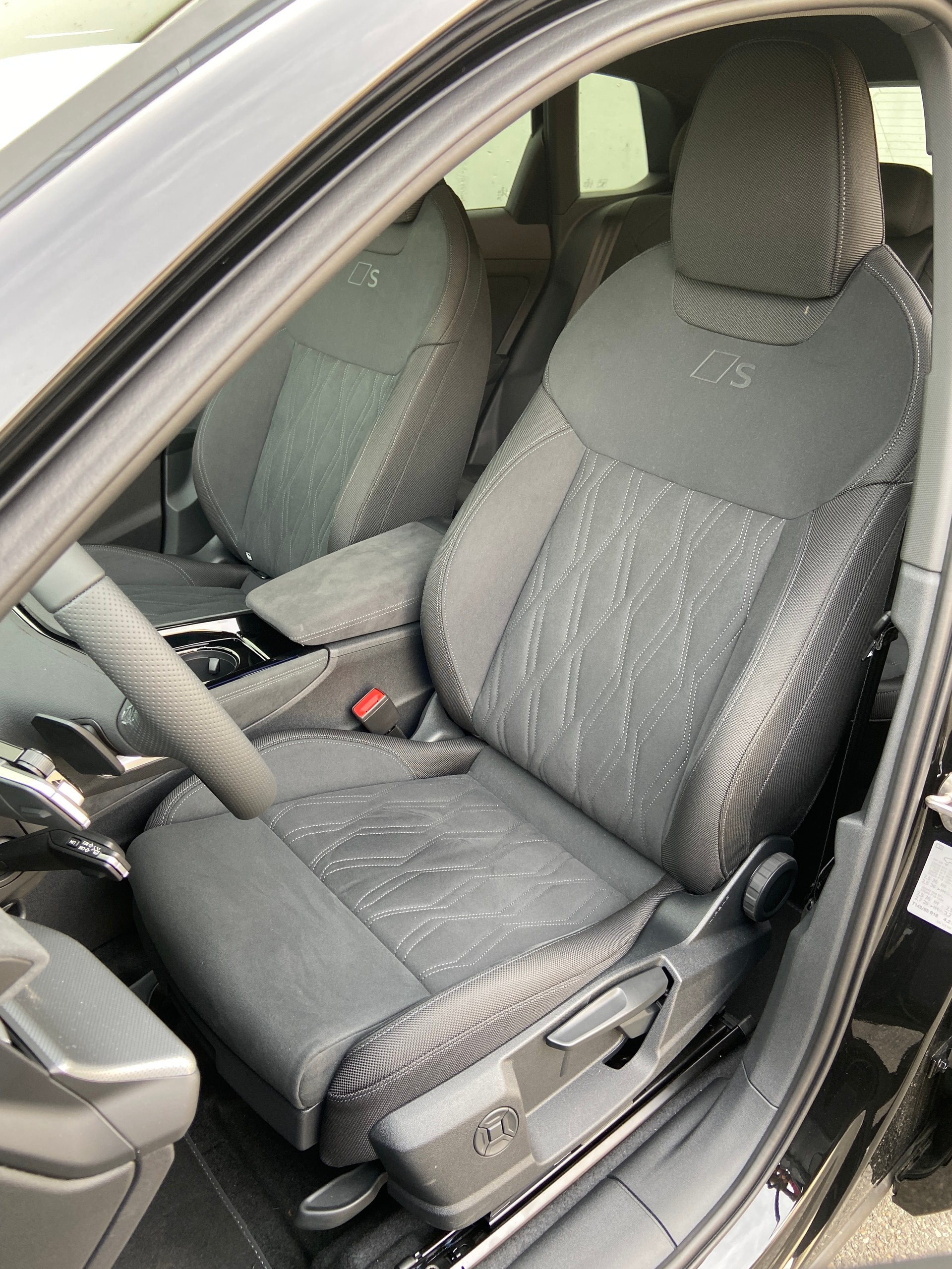 AUDI Q3 SUV TFSI quattro 204PS S-Line S tronic-image-6