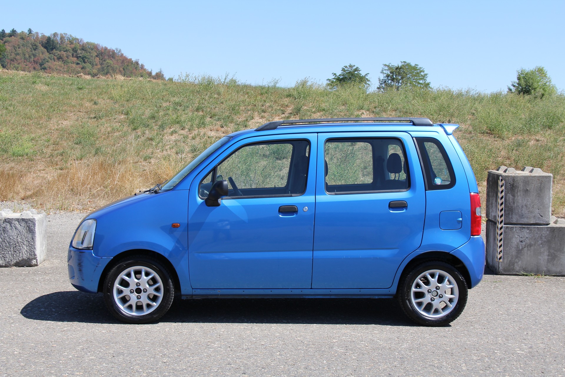 SUZUKI Wagon R+ 1.3 GL-image-0