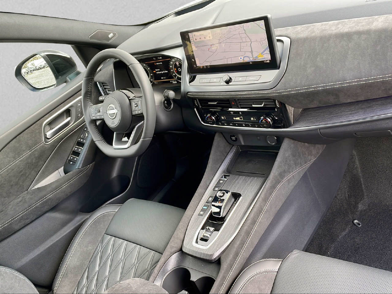 NISSAN Qashqai 1.5 VC-T Tekna+-image-4