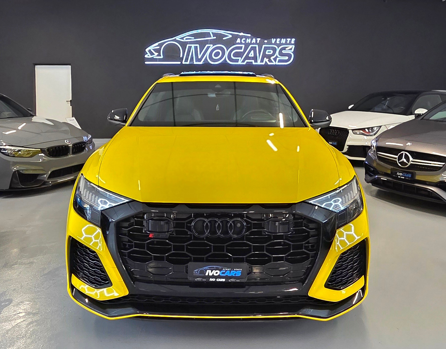 AUDI RSQ8 quattro tiptronic-image-0
