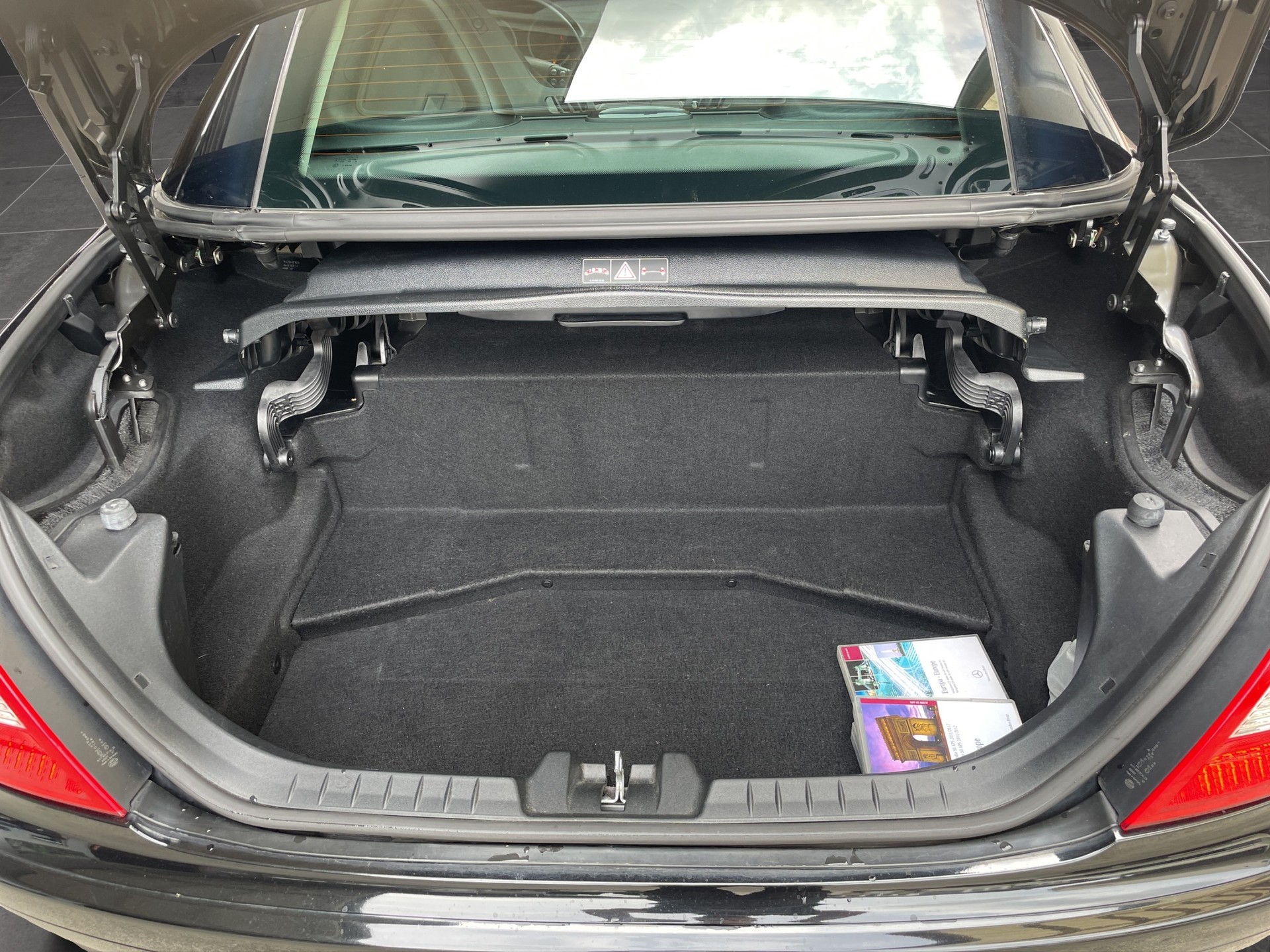 MERCEDES-BENZ SLK 200 Kompressor-image-6
