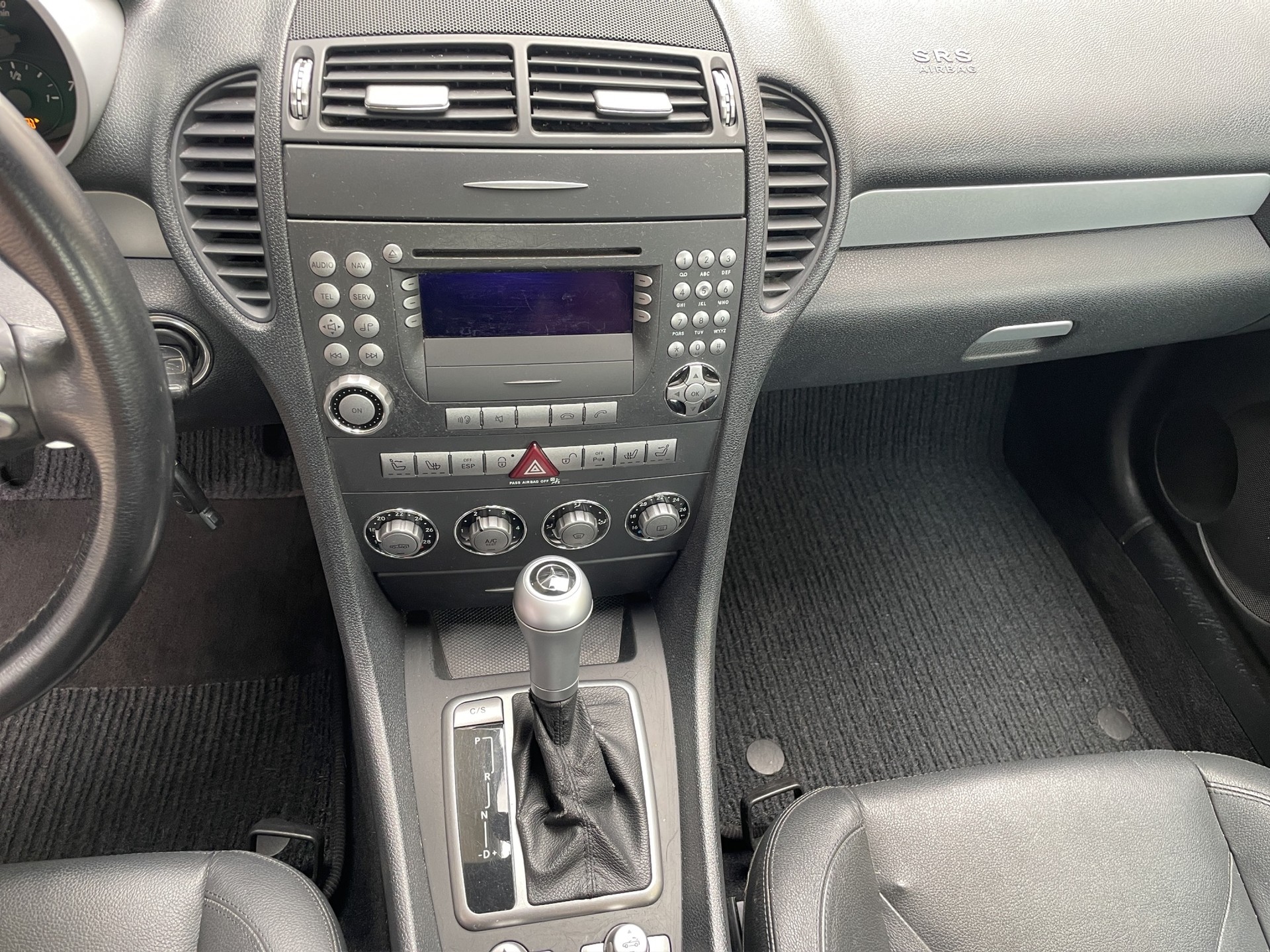 MERCEDES-BENZ SLK 200 Kompressor-image-8