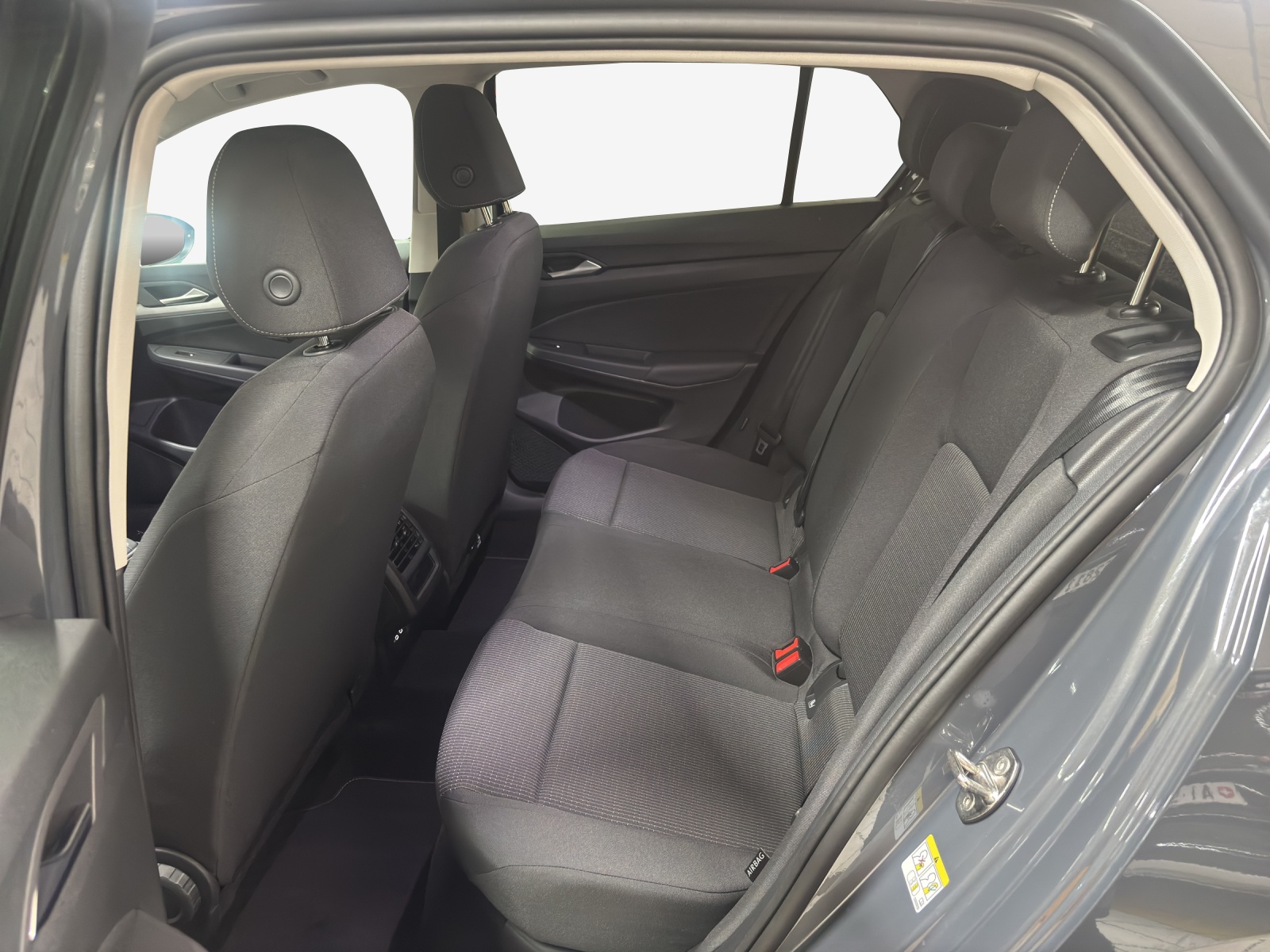 VW Golf 1.5 e TSI mHEV Value DSG-image-11