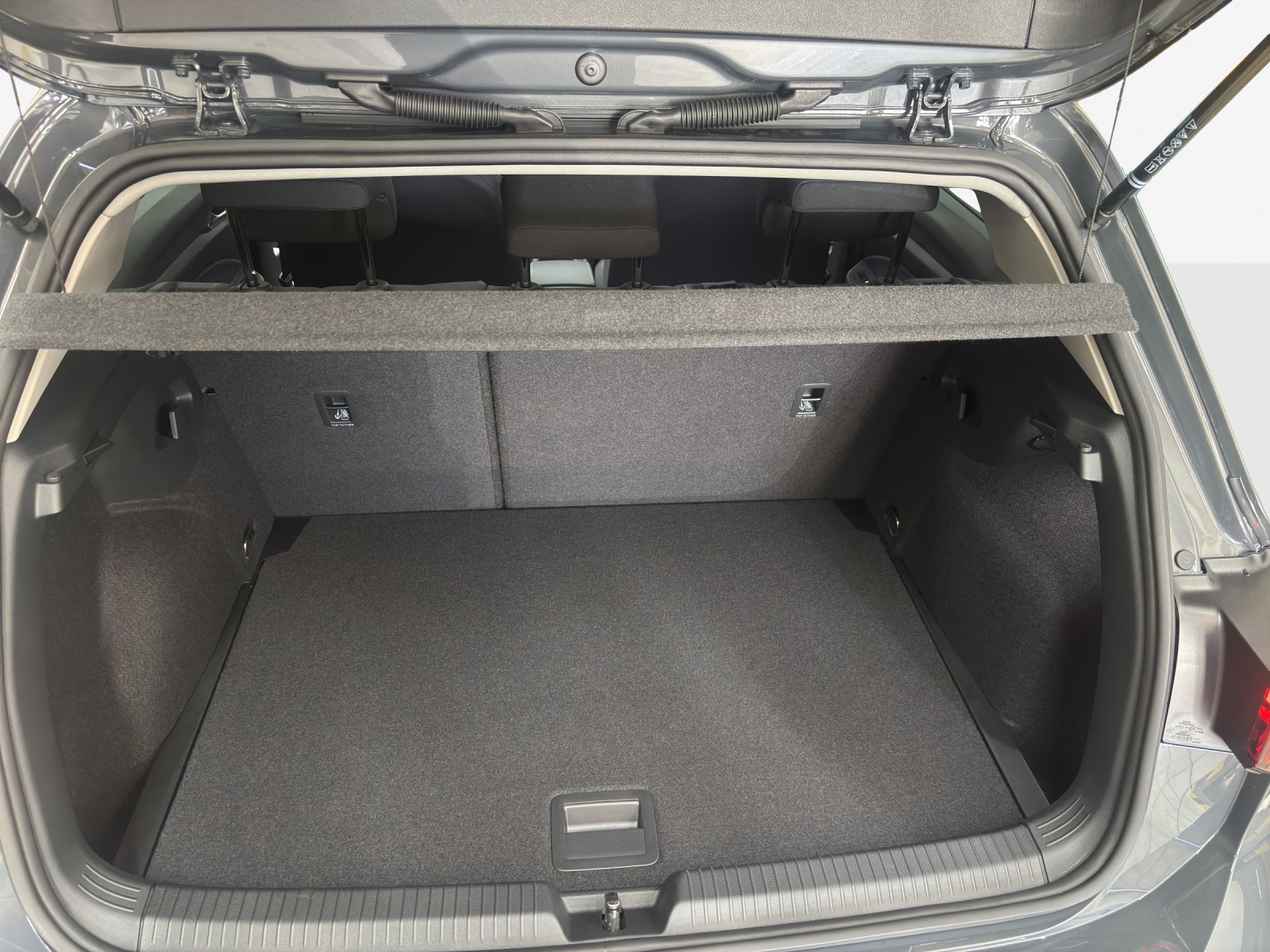 VW Golf 1.5 e TSI mHEV Value DSG-image-12