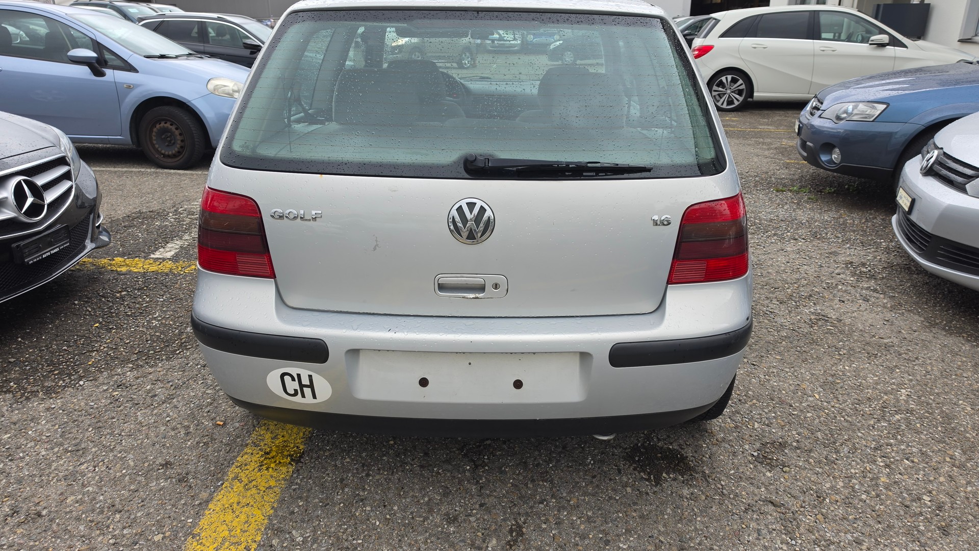VW Golf 1.6-image-4