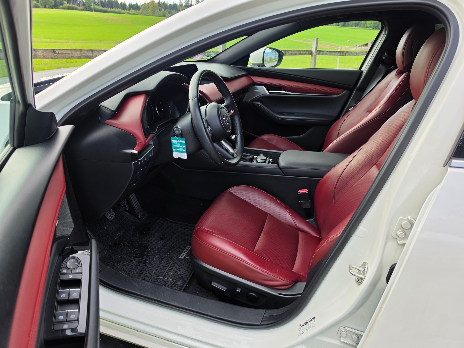 MAZDA SKYACTIV-X 2.0 180 Revolution-image-0