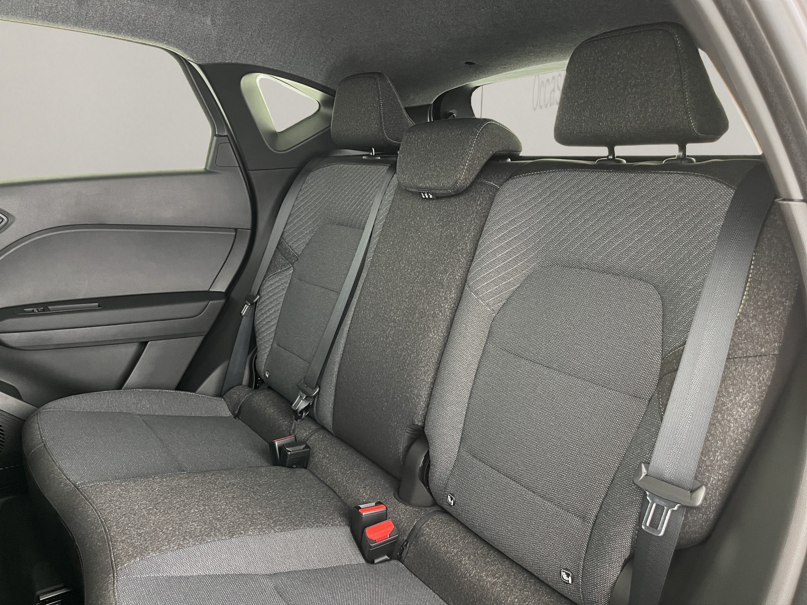 RENAULT Captur 1.8 E-Tech techno-image-16