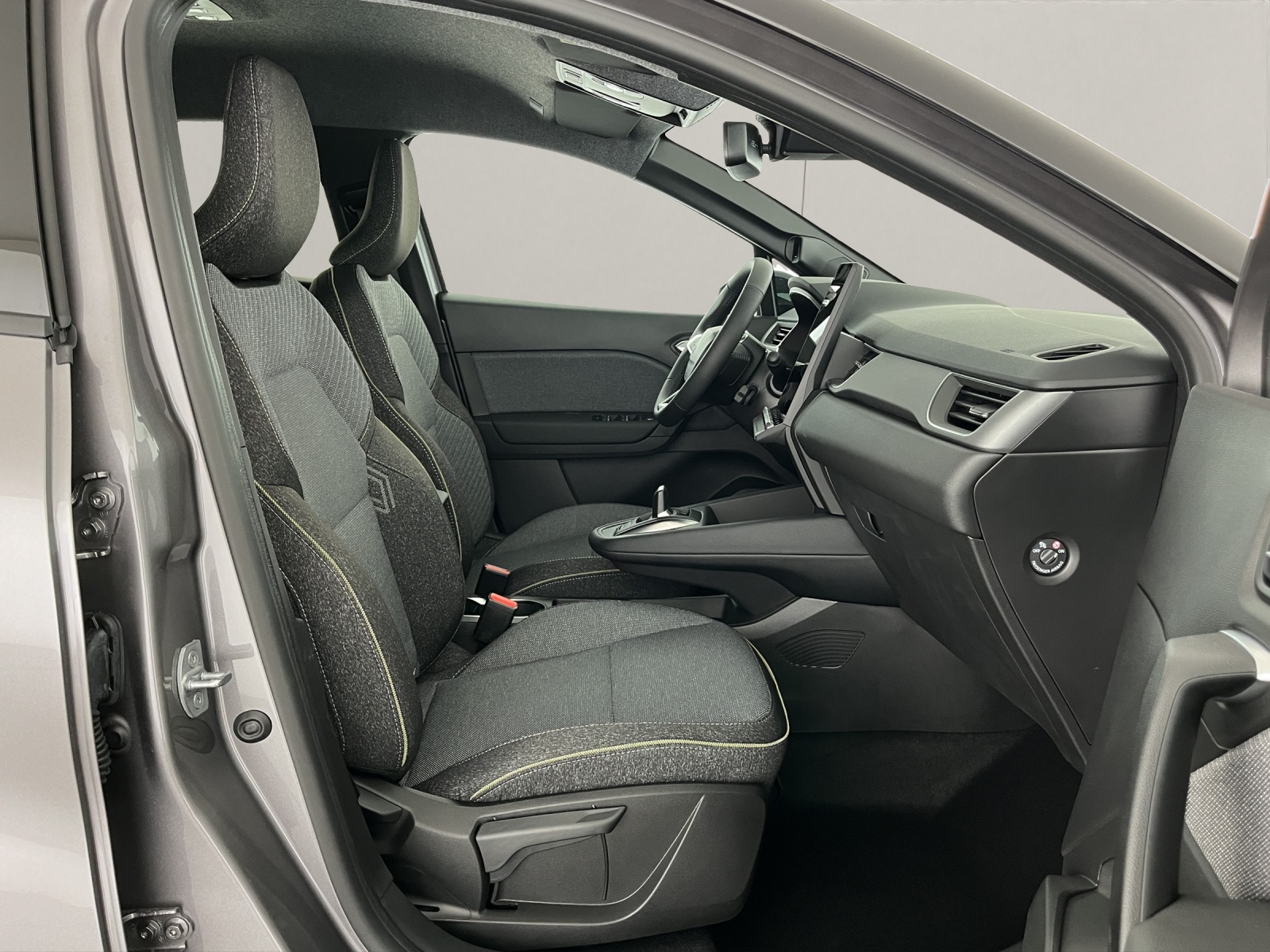 RENAULT Captur 1.8 E-Tech techno-image-15