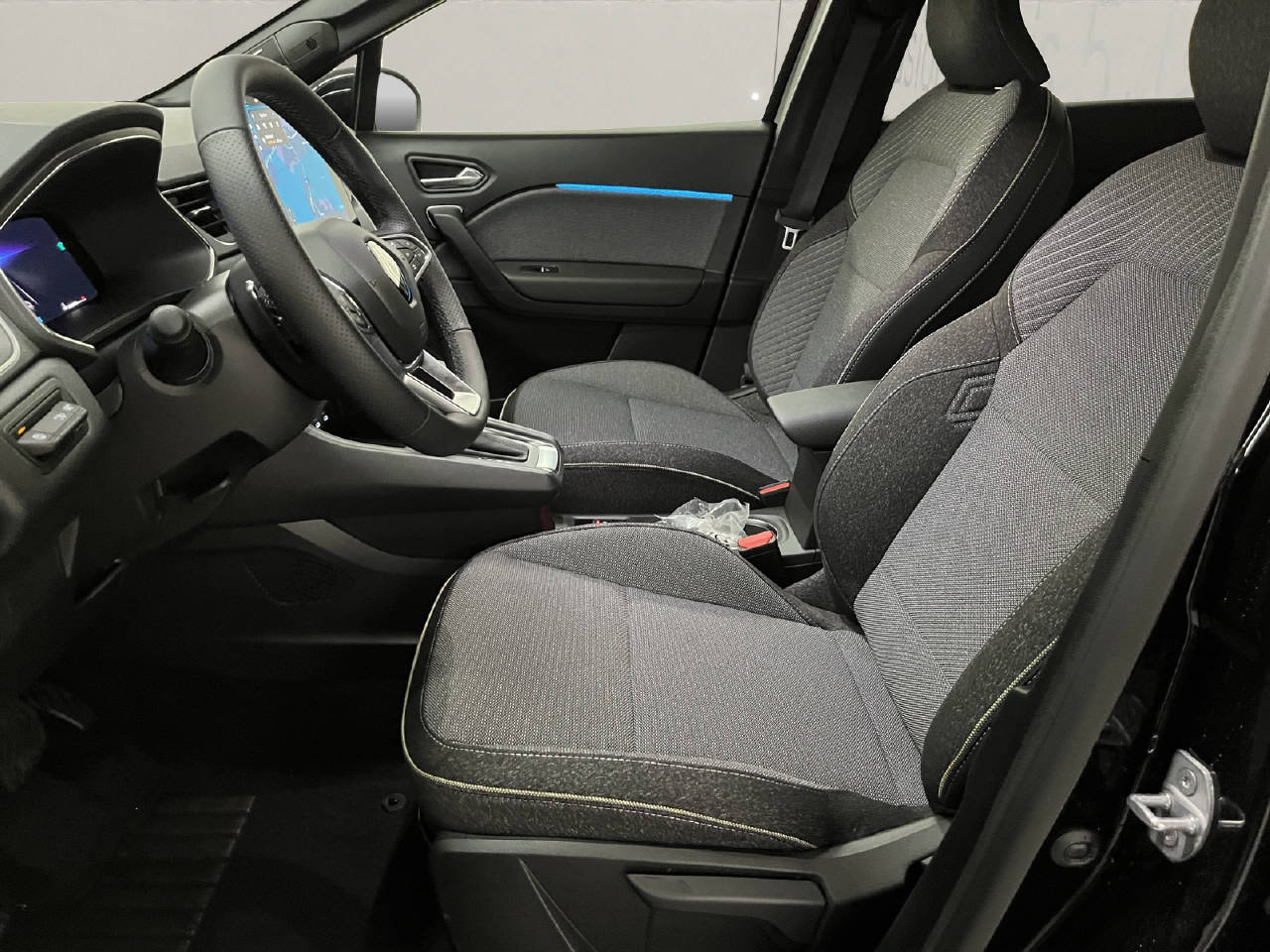 RENAULT Captur 1.3 TCe 160 techno EDC-image-6