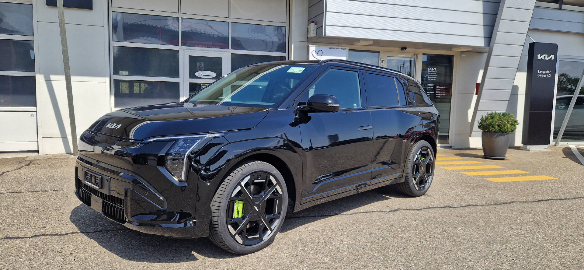 KIA EV3 81 kWh GT 4x4-image-1