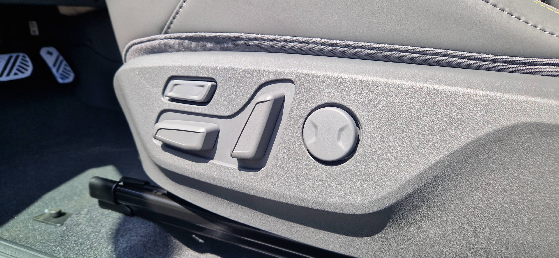 KIA EV3 81 kWh GT 4x4-image-5