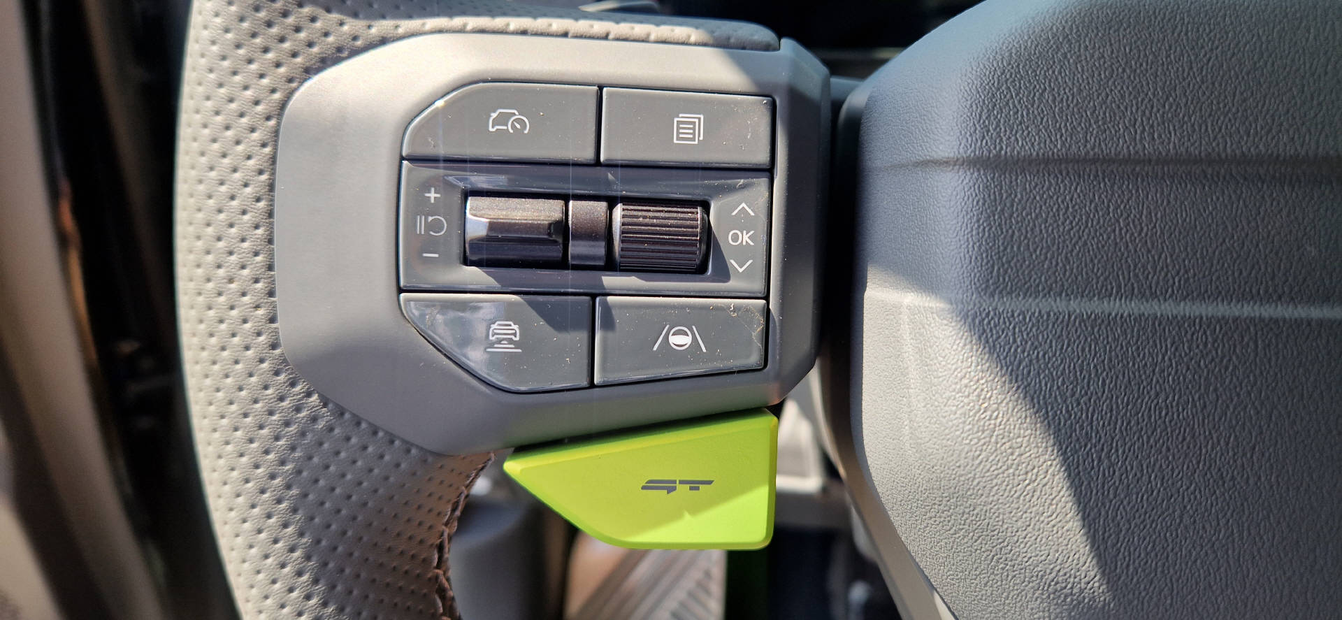 KIA EV3 81 kWh GT 4x4-image-13
