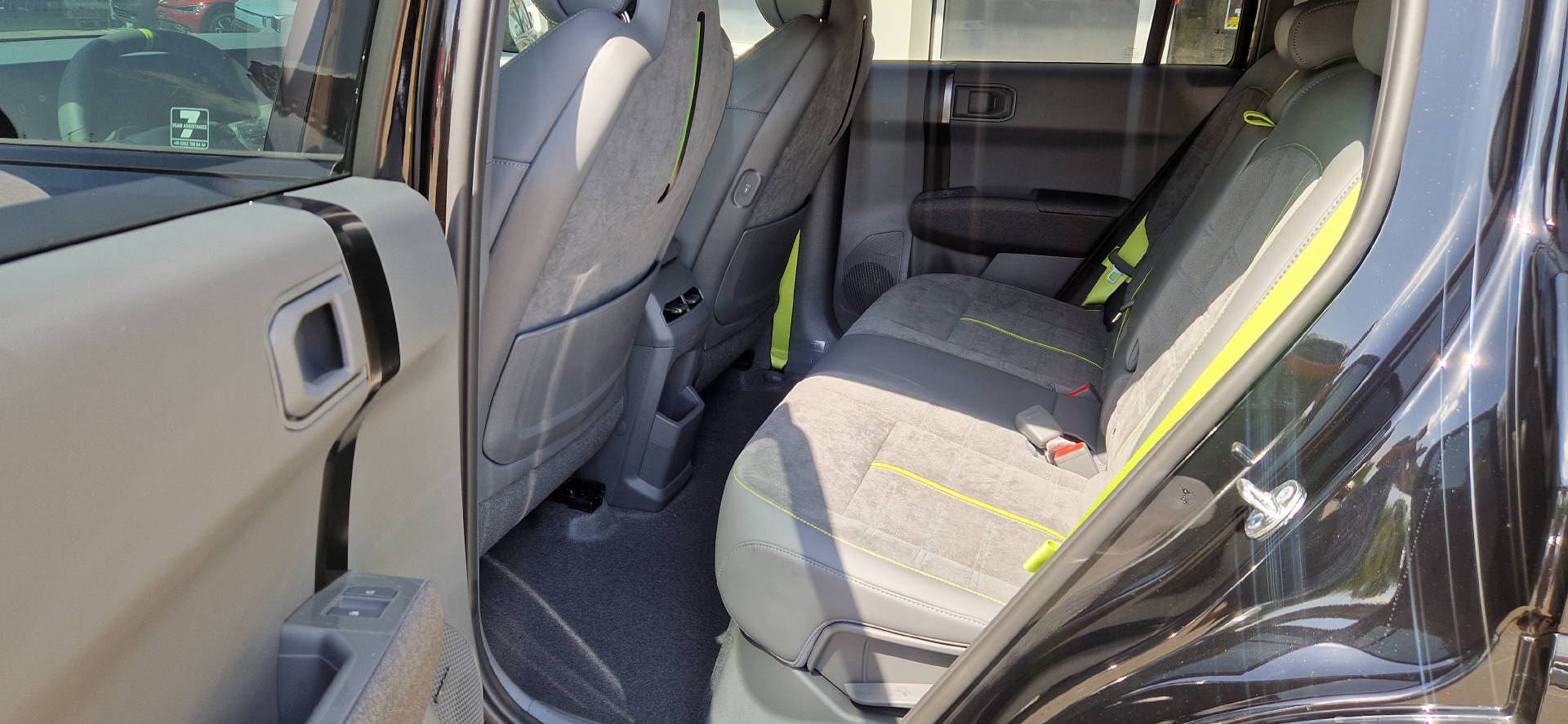 KIA EV3 81 kWh GT 4x4-image-14