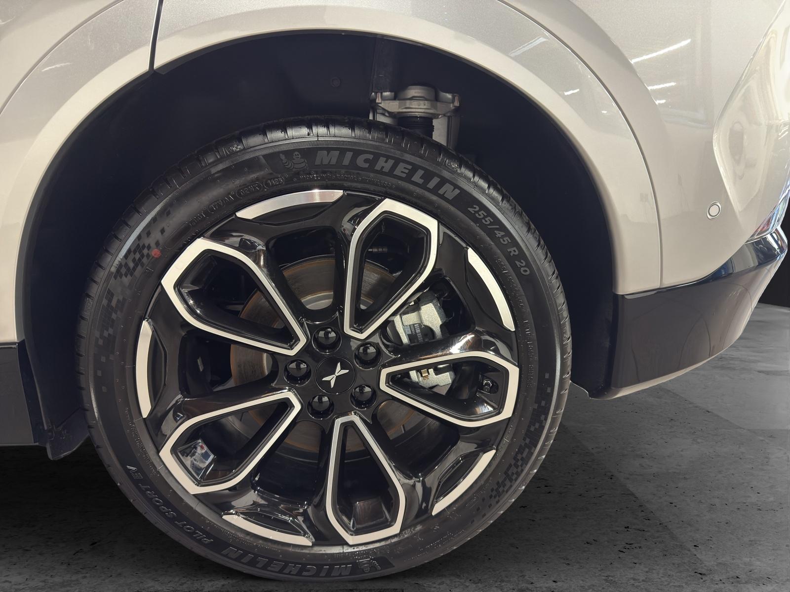 XPENG G6 Performance AWD-image-9